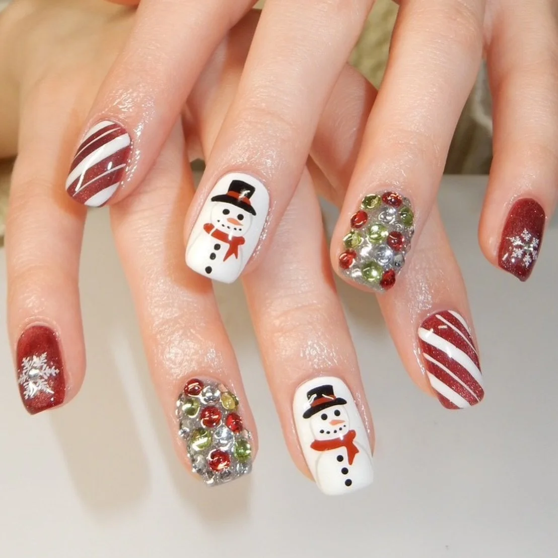 Tokyo nail salon ⛄️ English / 日本語 
@rio__topcoat #christmasnails #winternails #tokyonailsalon #クリスマスネイル #東京ネイルサロン