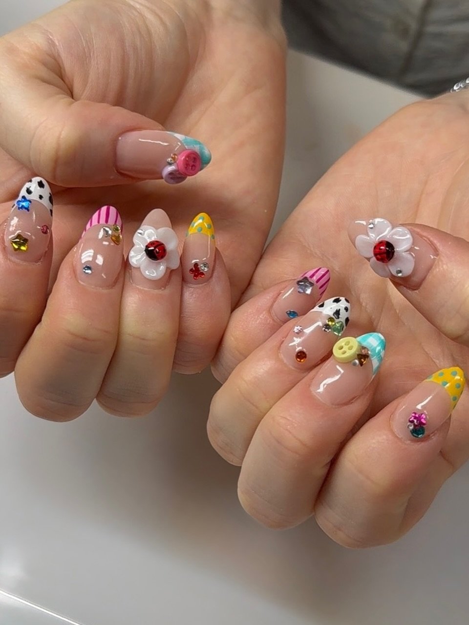 Nail salon Tokyo
@ayane_topcoat 🐞🌼

Tokyo nail salon 
Japanese nail art
Anime nail design
English friendly nail salon

#tokyonails
#tokyonailsalon
#japanesenailart