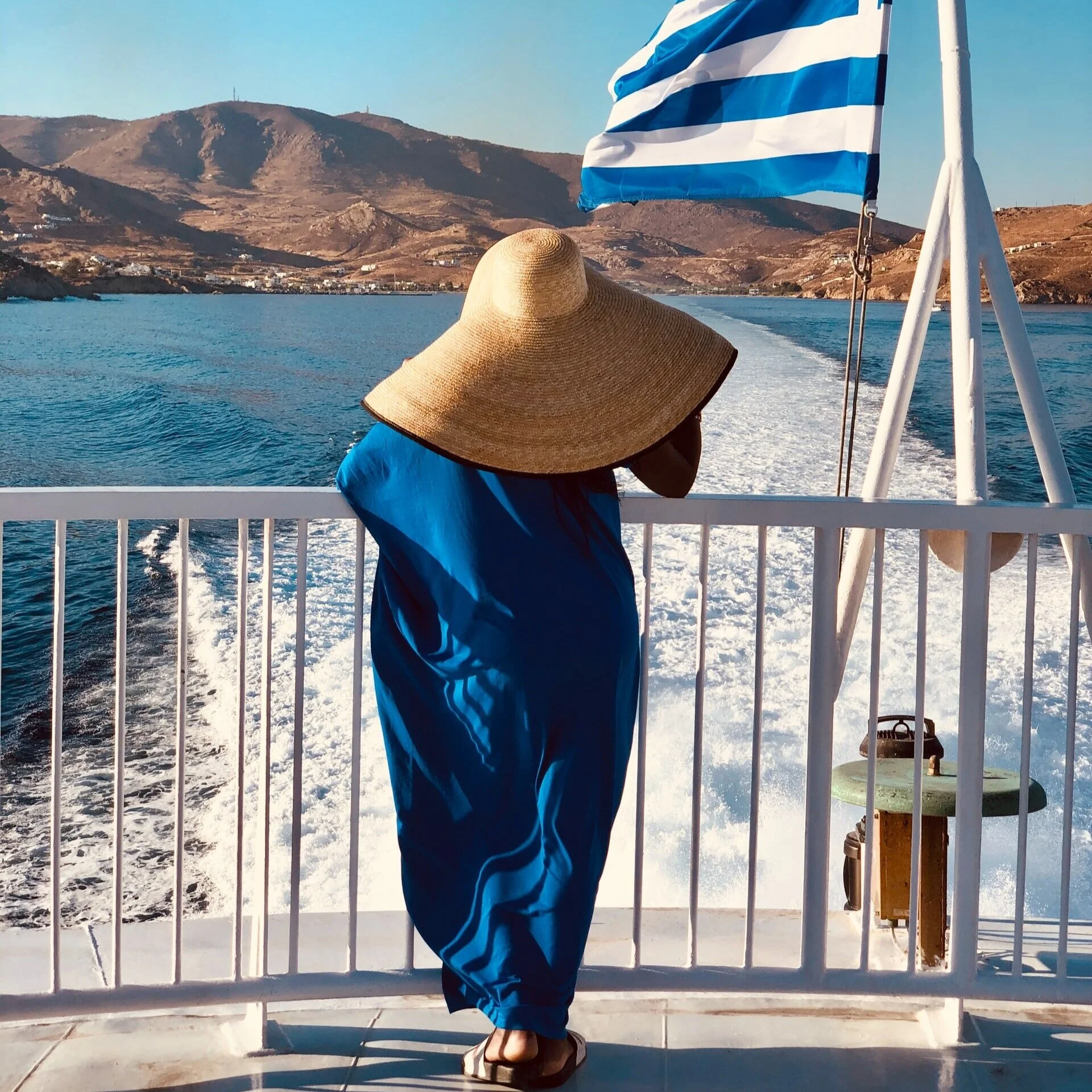 Boom Buzz partners with FerriesinGreece