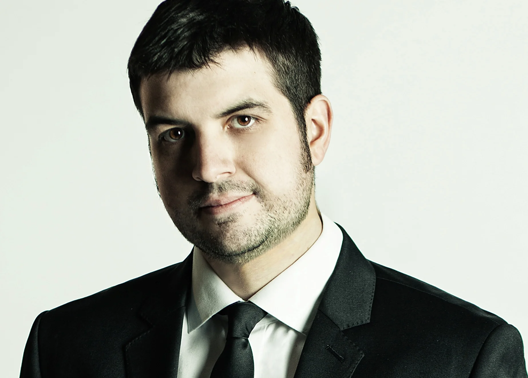 5HE's Dan Visconti Published on HuffPost: Let Curiosity Back Into the Concert Hall