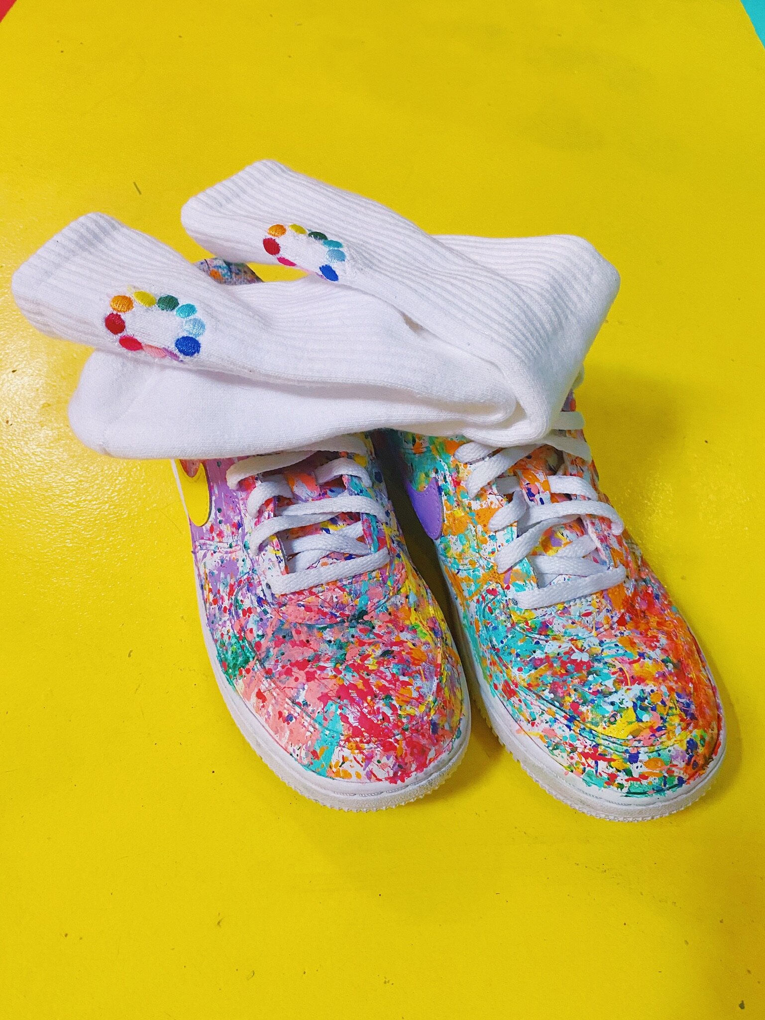 colorful-painted-shoes-with-superbloom-embroidered-white-socks.JPG