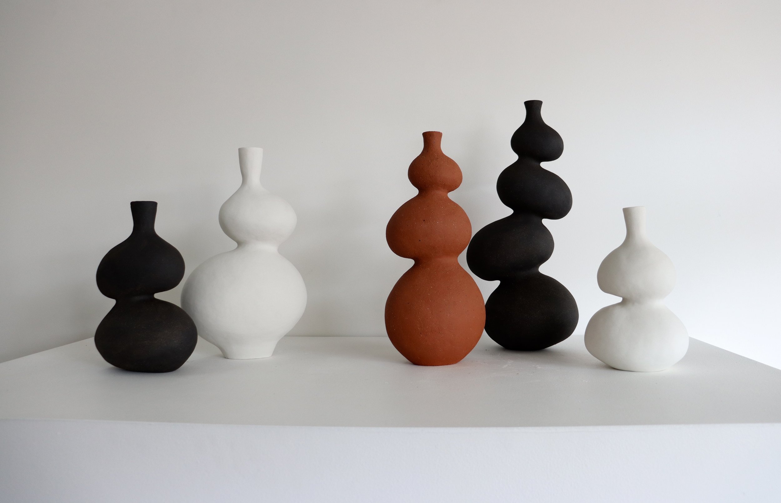 Eloise White_Vessel no.1, no.4, no.5, no.6 & no.2_2022.jpg