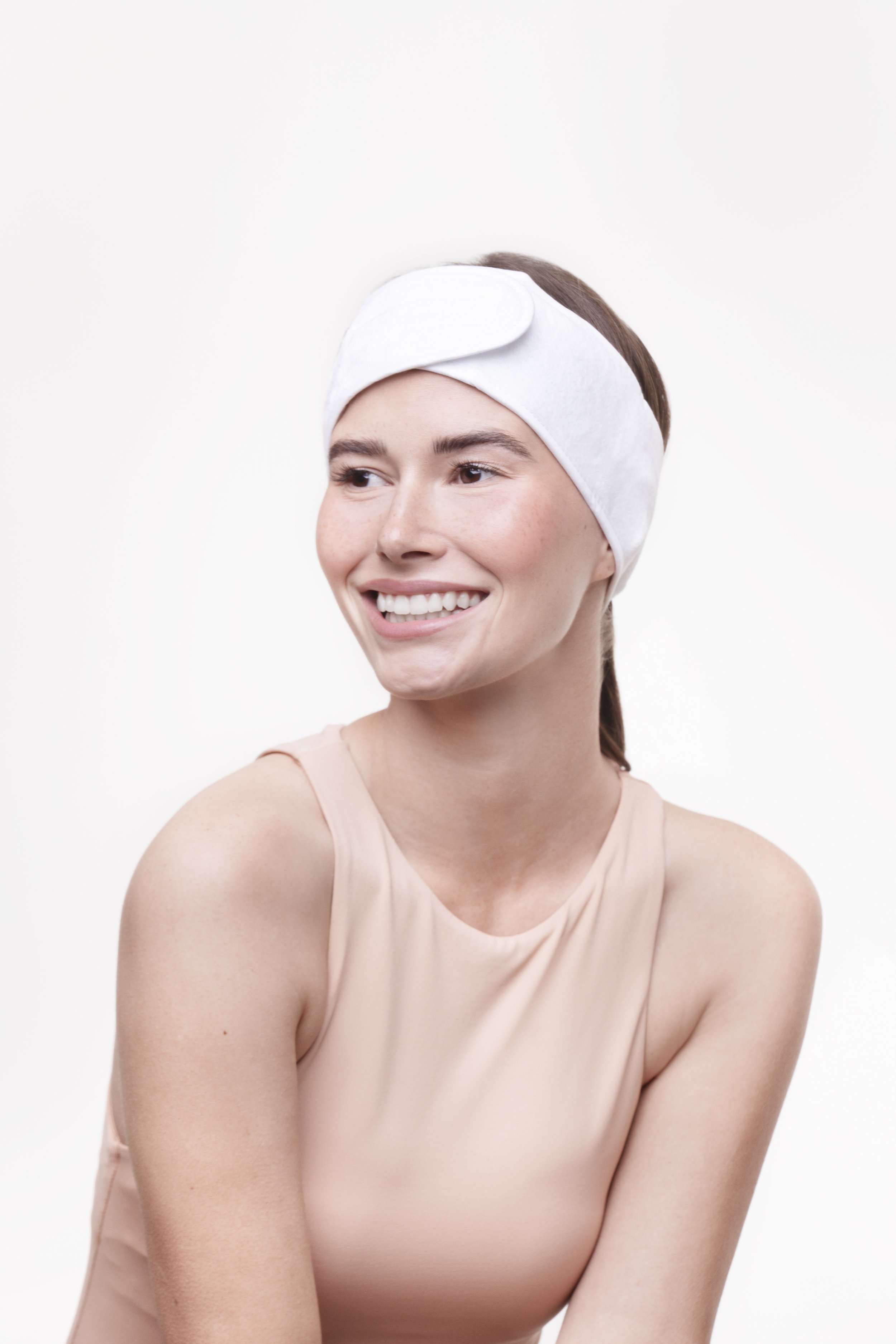 1401-beauty-cleanse-spa-headband-white-11-300dpi.jpg