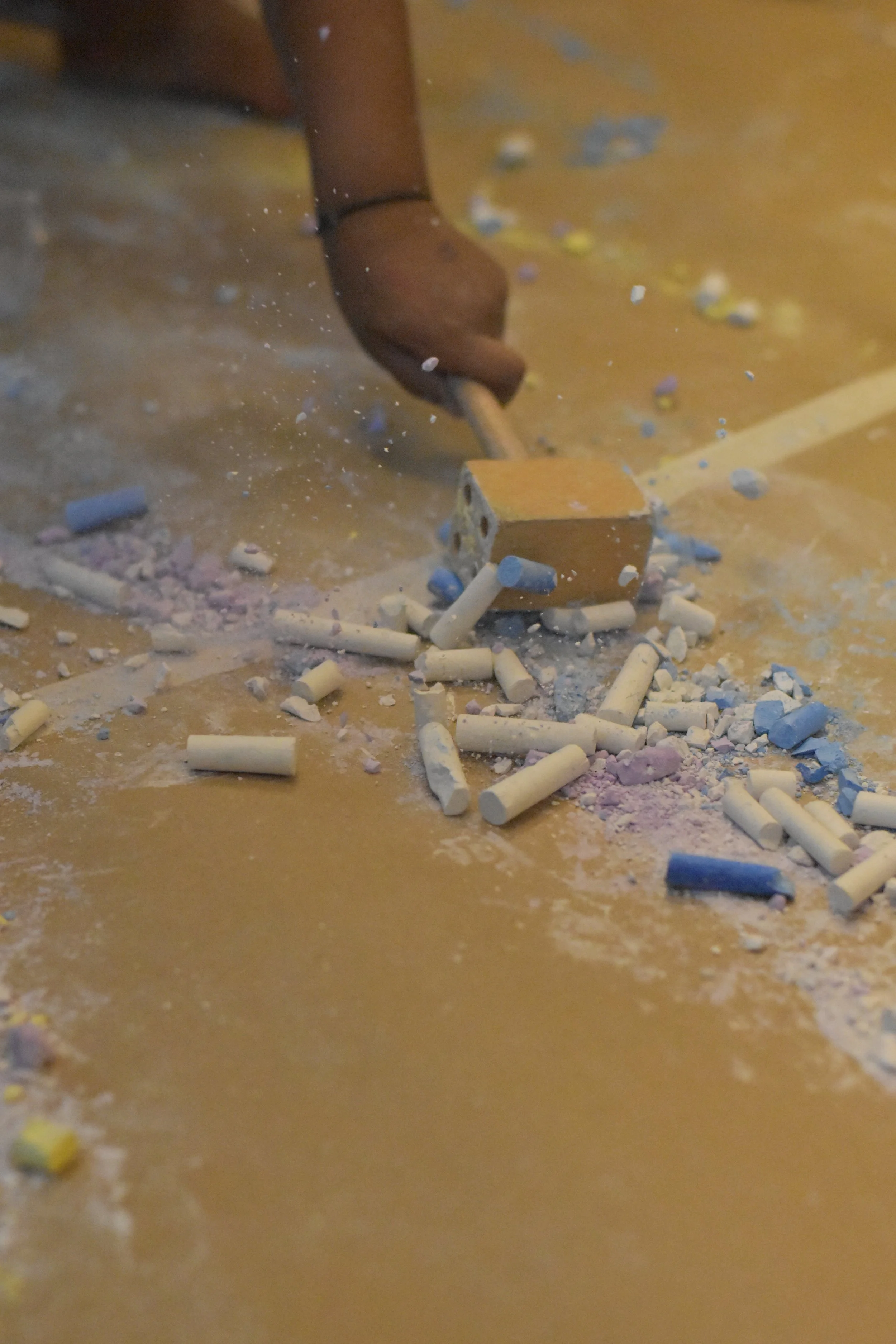 Make Your Own Chalk Paint!