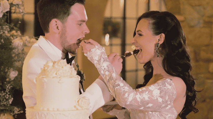 Sarah & Chris - Cake (Copy)