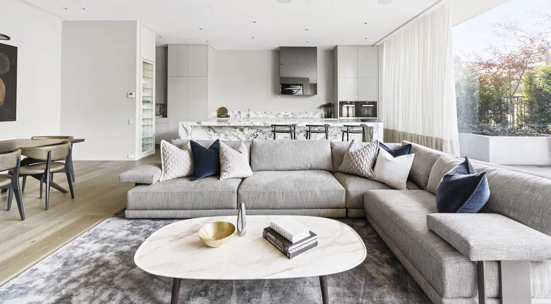 9 Absolute Essentials For Selling Your Home!