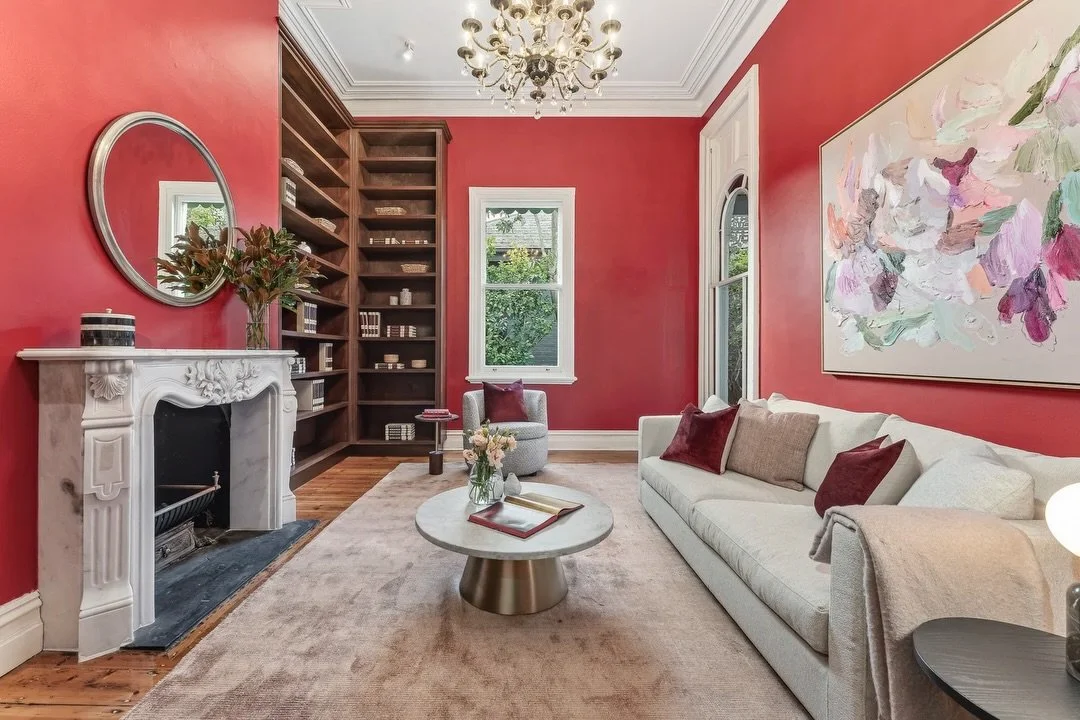 Pink and red are always a good idea. 🤌🏽

But, we also love a contrast between spaces. 

A deeply intimate space, like this formal lounge, along side (give or take a few rooms) a bright, open and airy family room strikes the right balance.

7 Hawksb