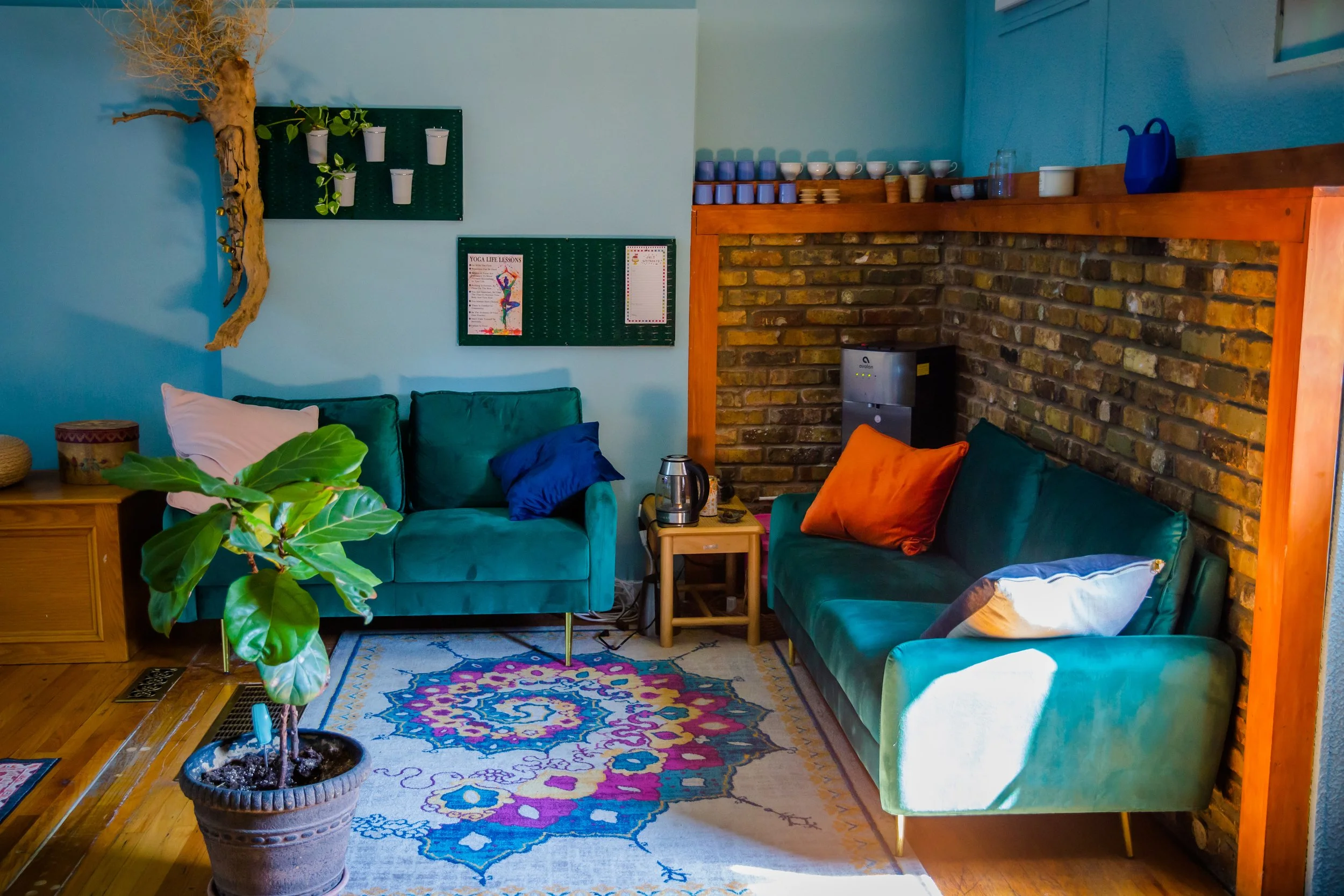 Skylight Yoga Studio-0481 lobby.jpg