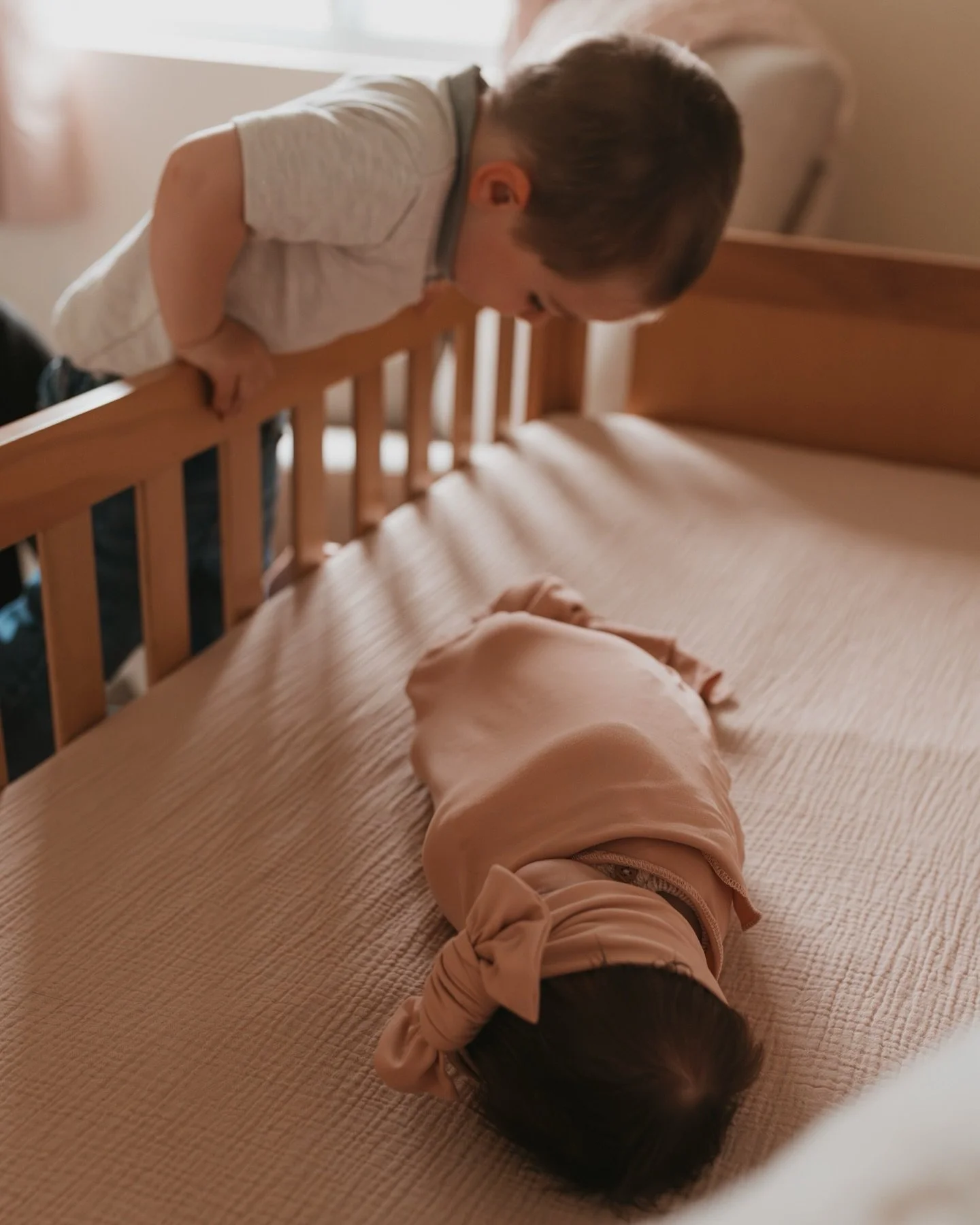The Spisak&rsquo;s story has unfolded before my lens in the most beautiful way. 🥹 From the quiet anticipation of waiting, to the joy of holding their little ones close, it has been such a privilege to witness &amp; preserve their love as it grows 🤍