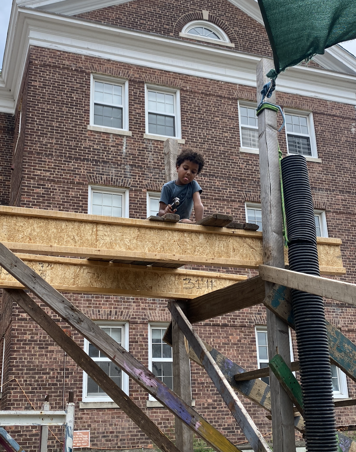 Creative play @ The Yard