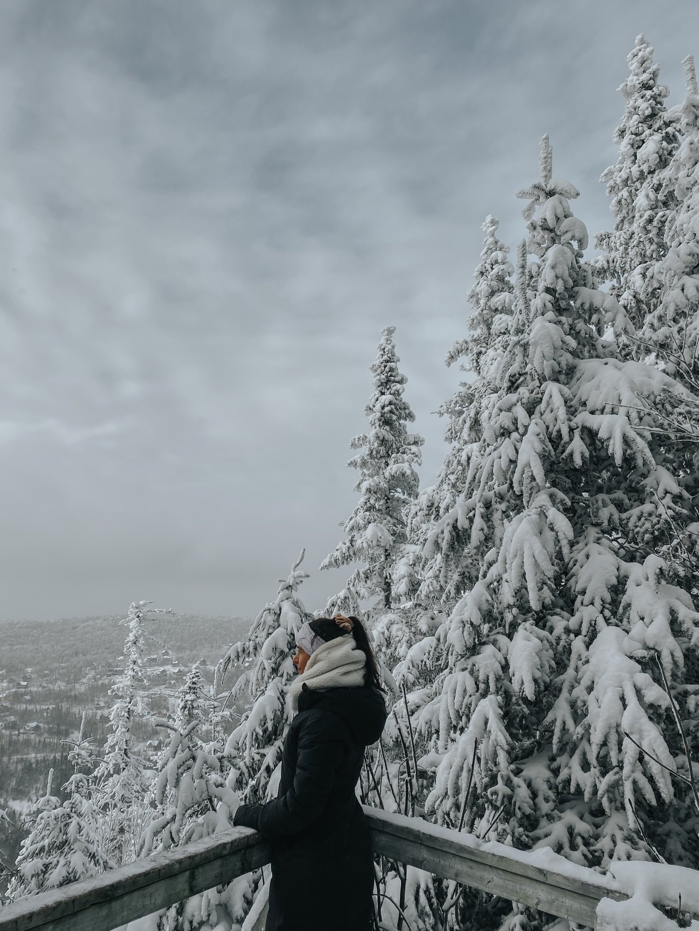 Bonjour d&eacute;cembre 🤍

Le froid s&rsquo;installe&hellip; mais les occasions de bouger ne manquent pas!

Tu trouveras mes suggestions d&rsquo;activit&eacute;s pour profiter pleinement de d&eacute;cembre, sur le blogue ❄️

Plein air, sorties origi