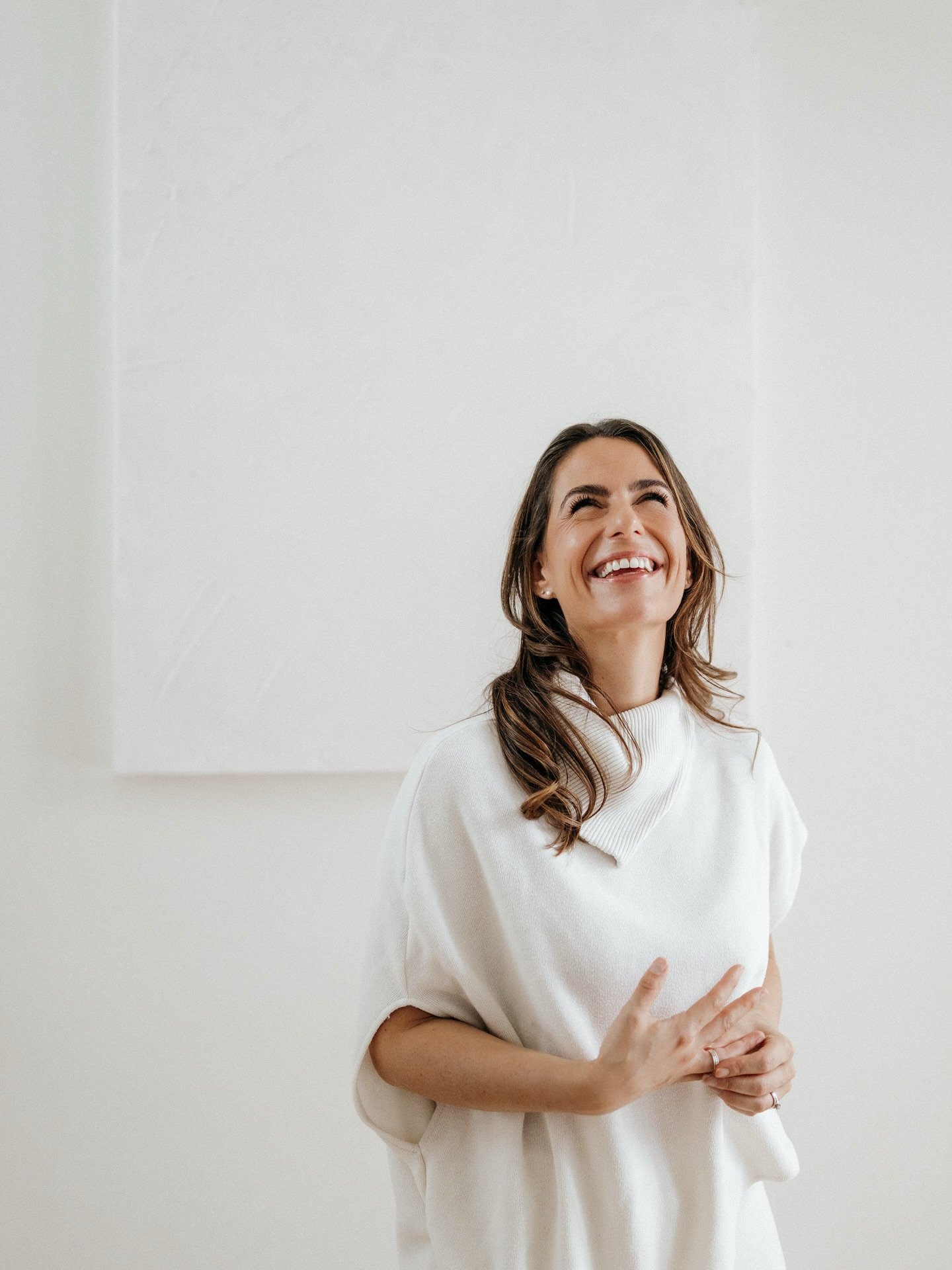 Avril 💛

Ambition
Apprentissage
Alignement
Authenticit&eacute;
Abondance

🤝🏽

@cathylessardphoto