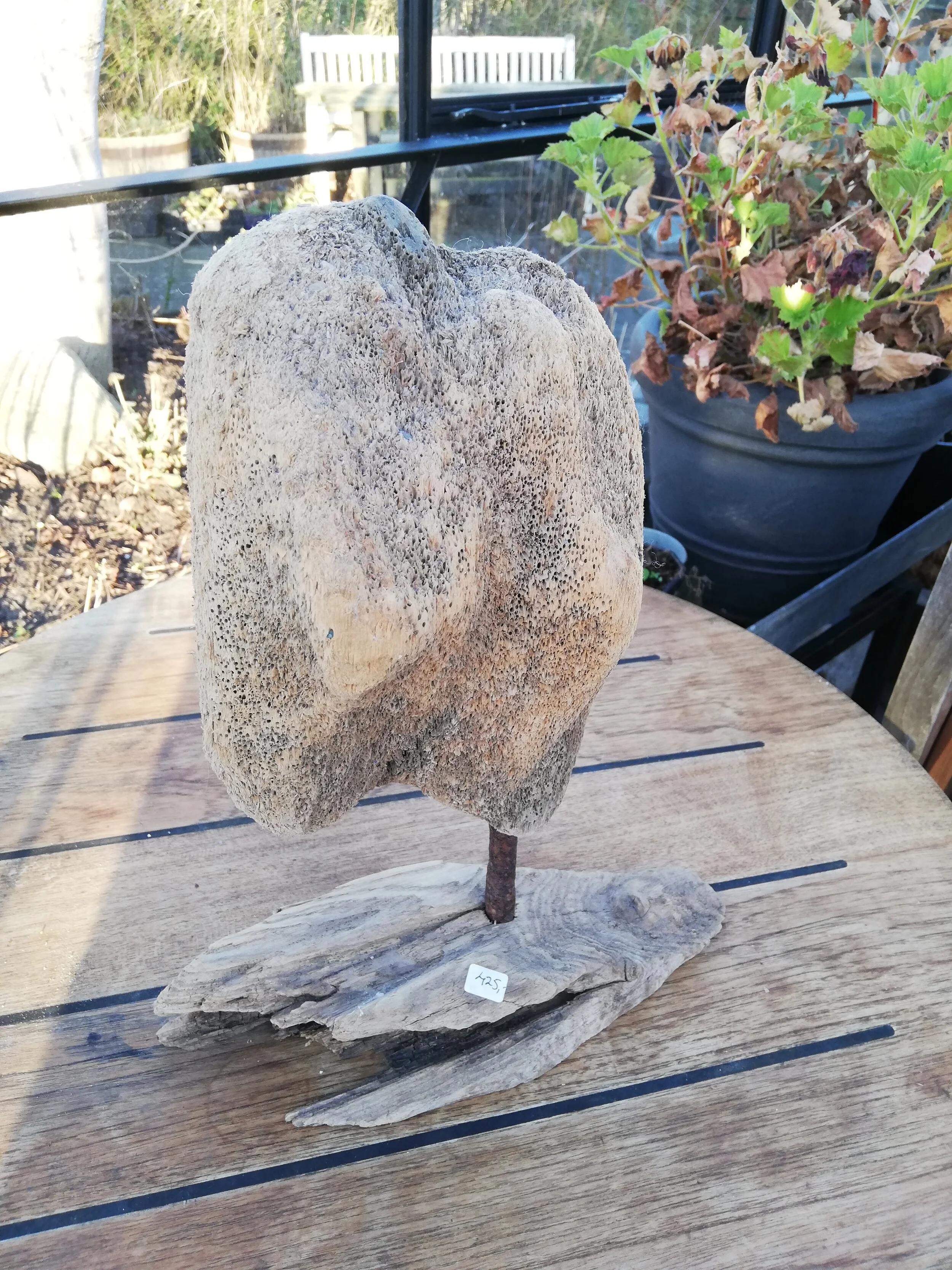 Vare nr. 60 - Drivtømmerskulptur - H36cm B12 cm L30cm