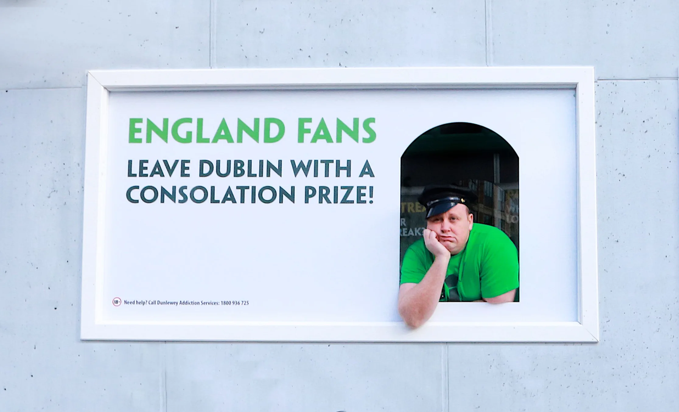 England Fans.jpg