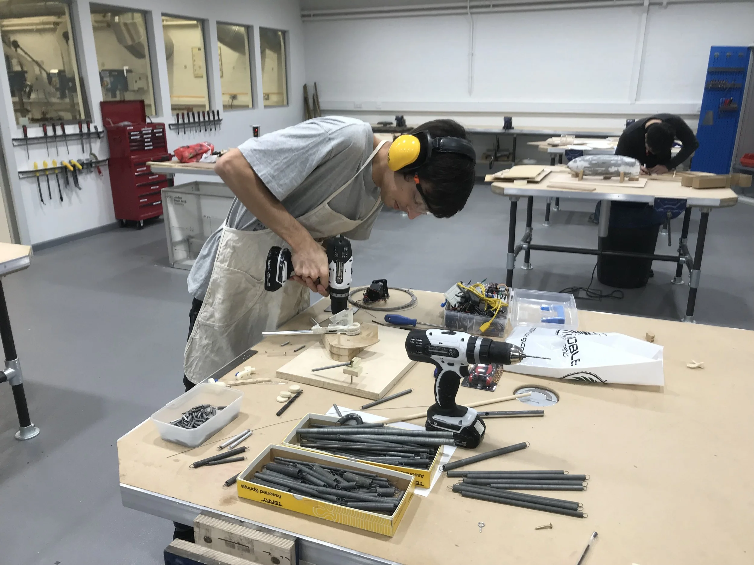 Prototyping the bike stabiliser