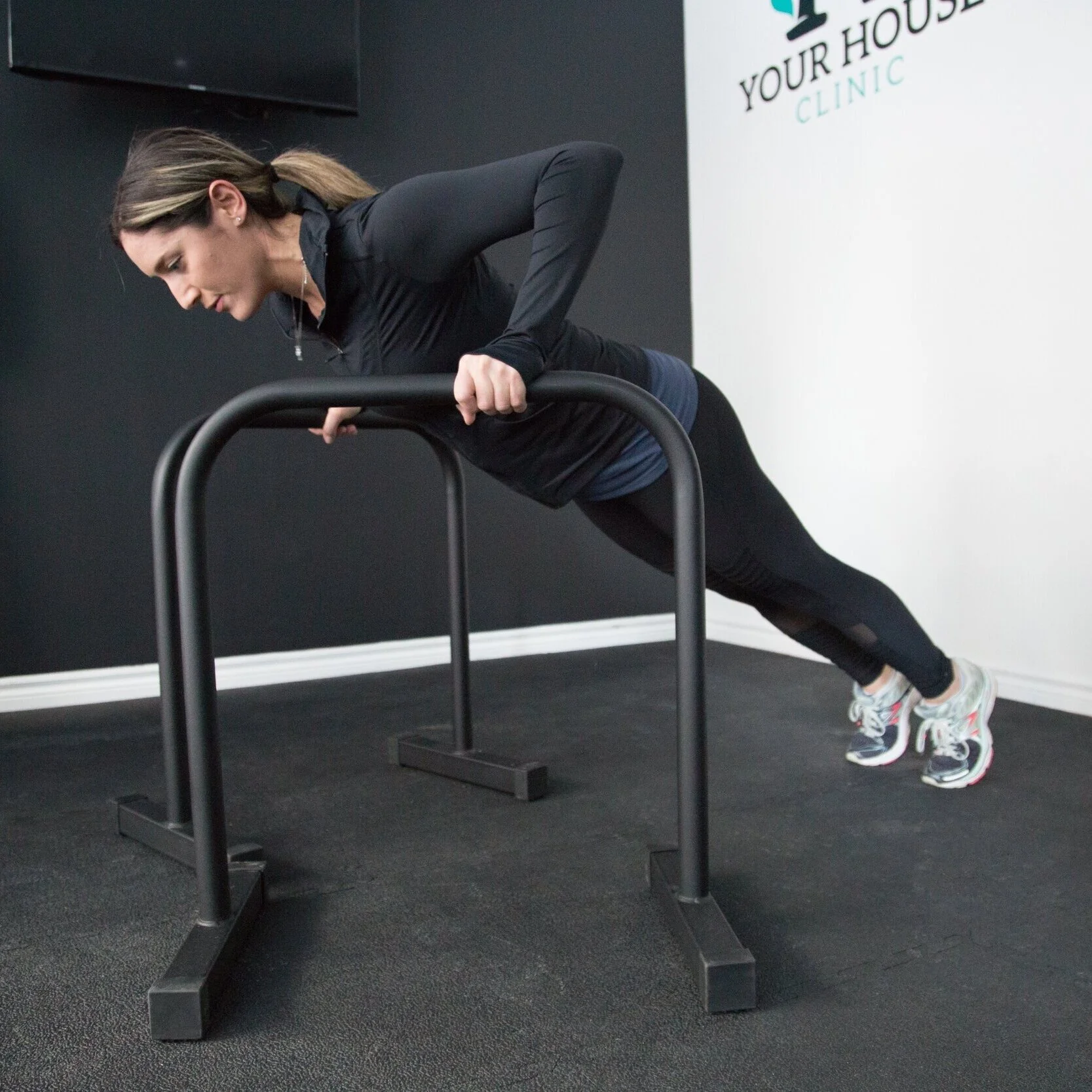 Dip Bar Workout Routine 