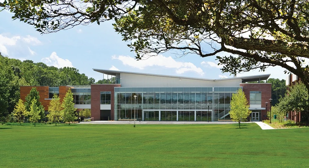 VWU_Greer+Science+Building+2.jpg