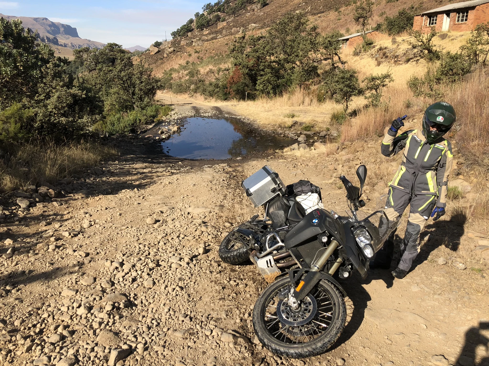  Iva’s bike takes a nap… Lazy… 