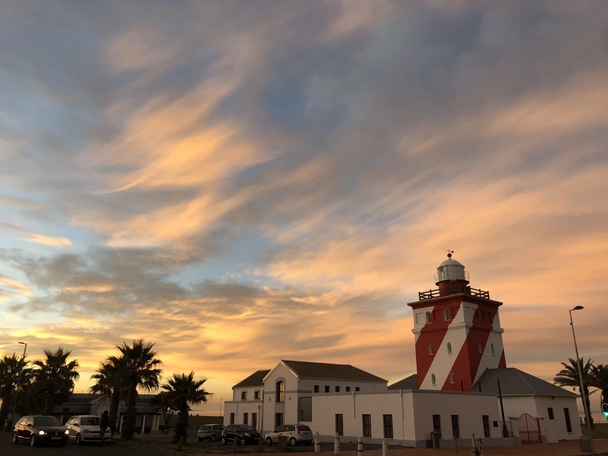  Sea Point Lighthouse 