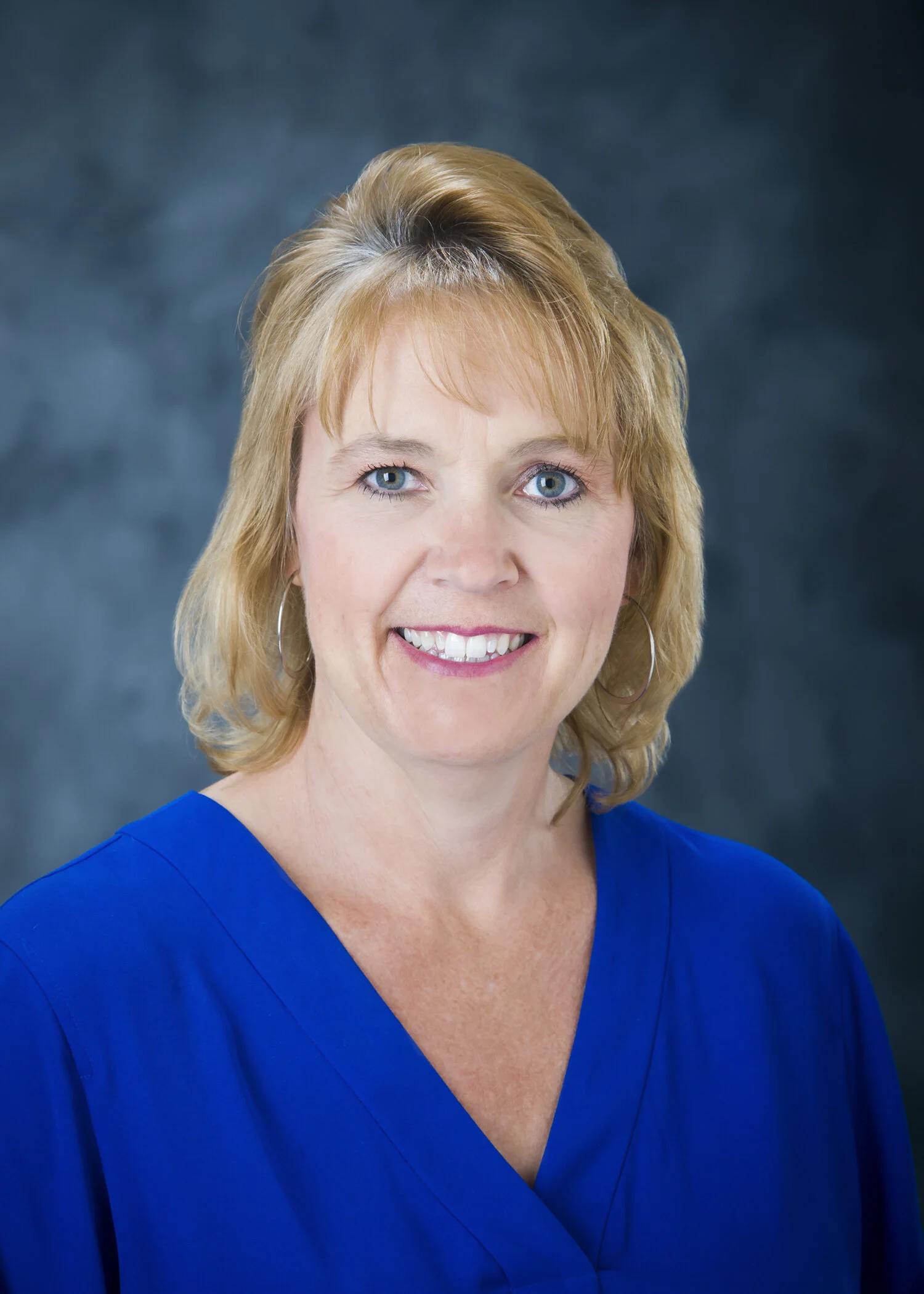 Shelly Hollis