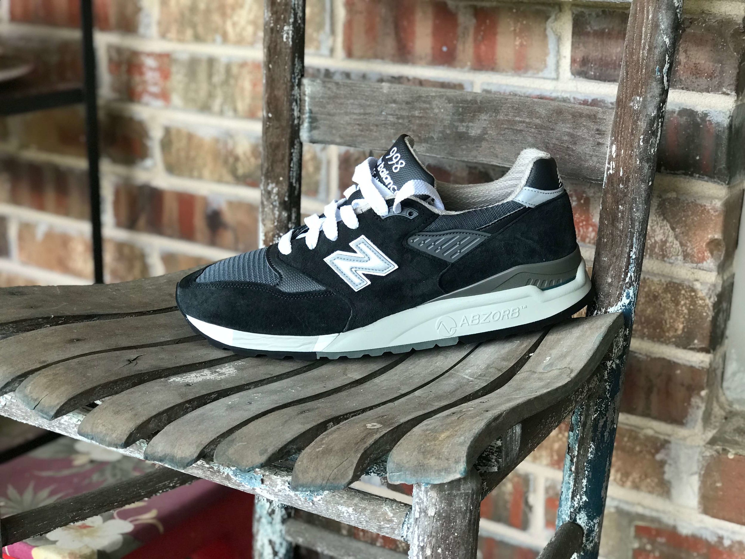 NEW-BALANCE-998-KITH-SHARK00031.jpg