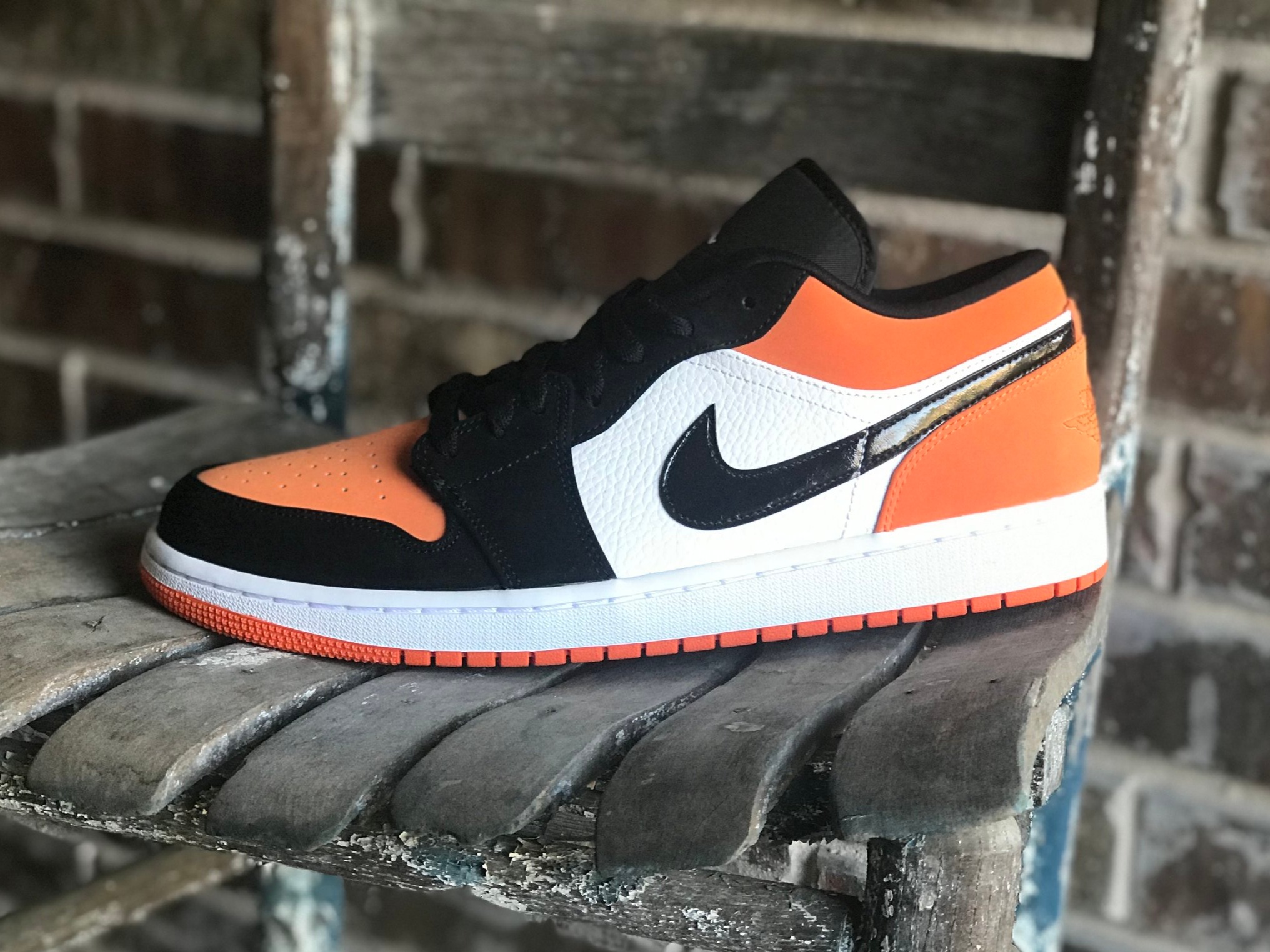 Sneaker Review] Air Jordan 1 Retro Low 