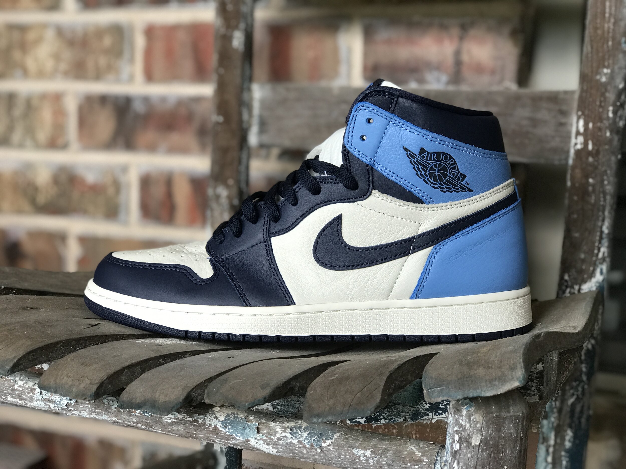 air jordan 1 obsidian