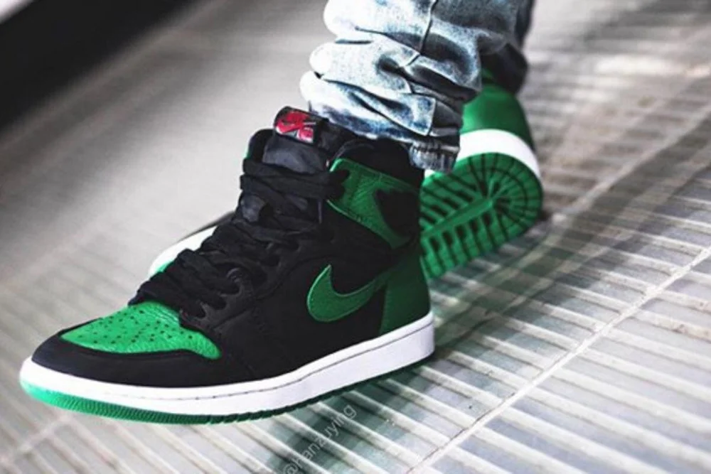 Air Jordan 1 Retro High Og Pine Green 2 0 Release Details