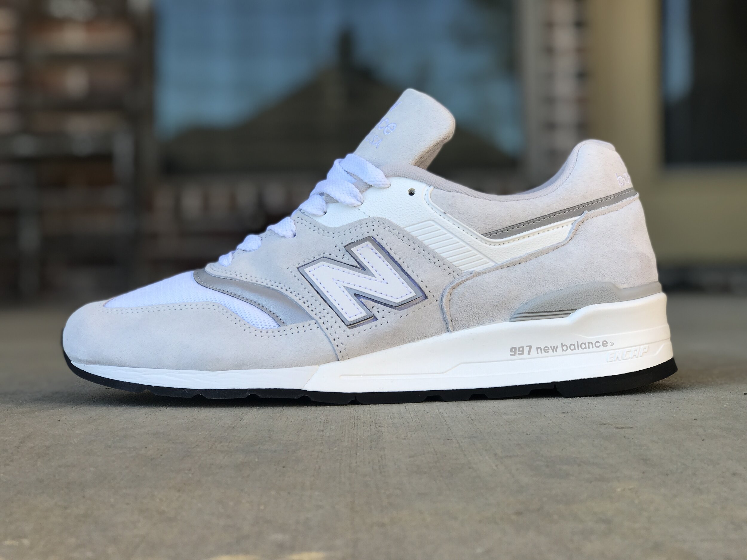 Unboxing The Made in the USA New Balance 997 