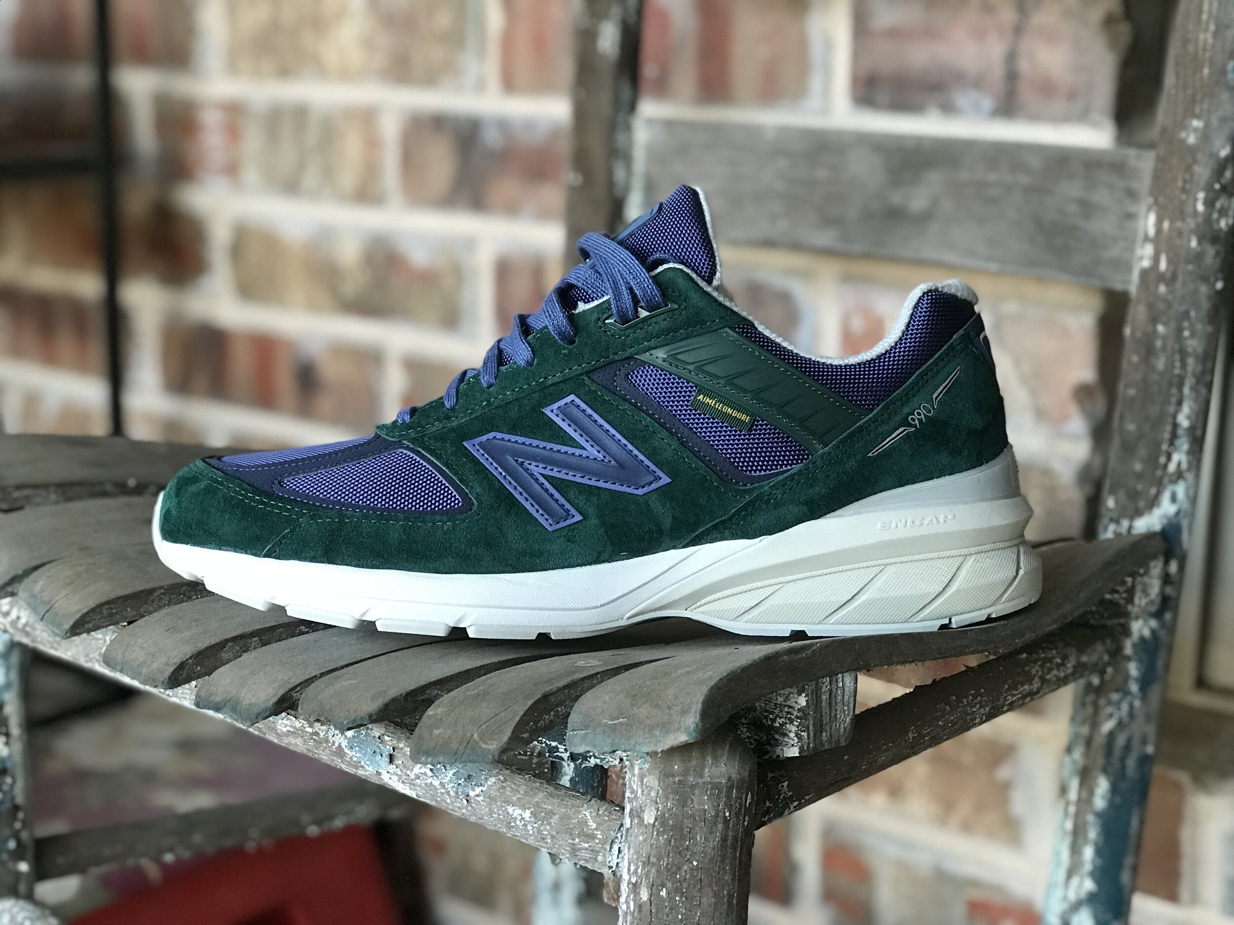How Does The New Balance 990v5 Fit? [Easy Sizing Guide] | The