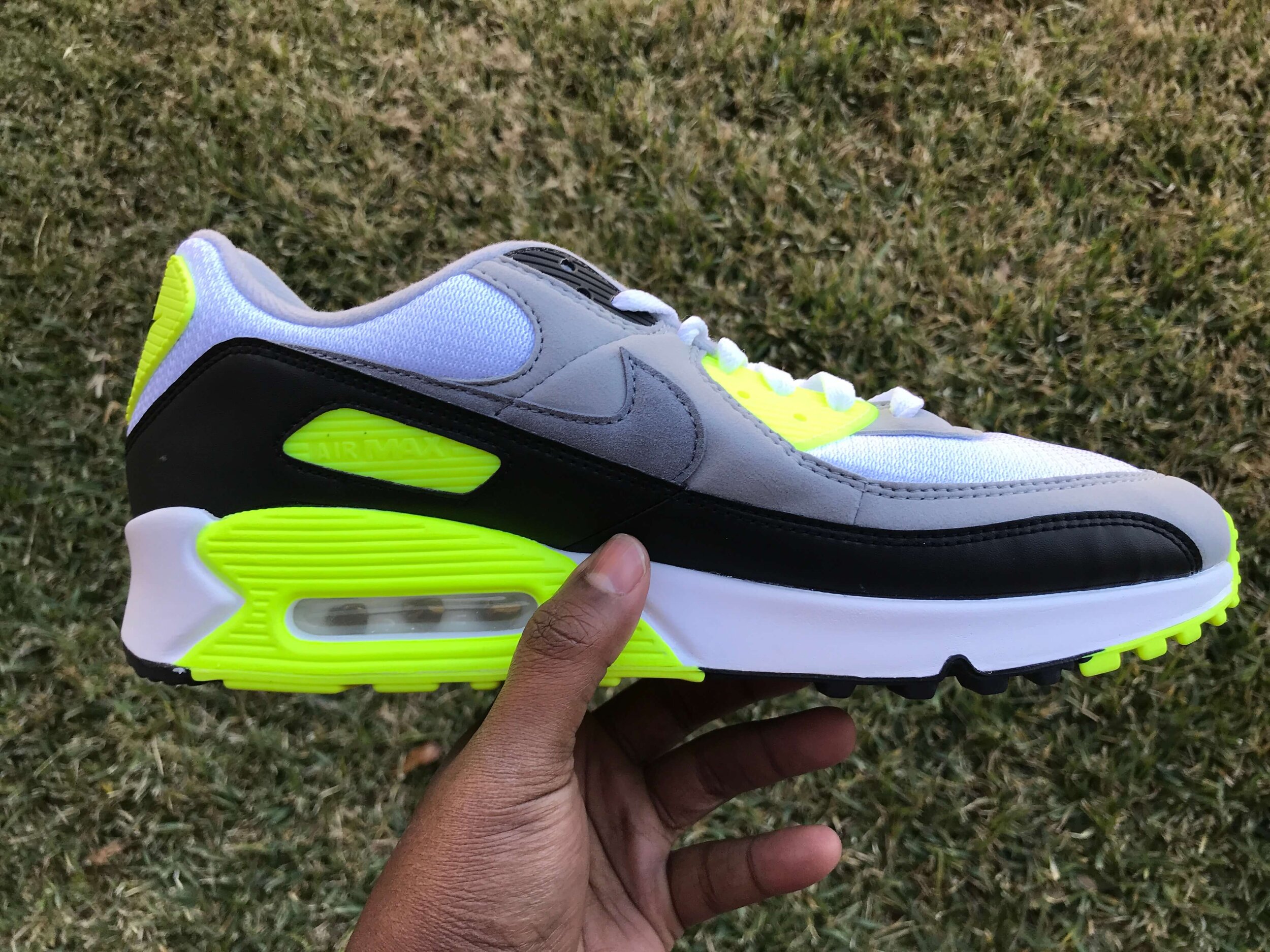 A Detailed Unboxing Of The 2020 Nike Air Max 90