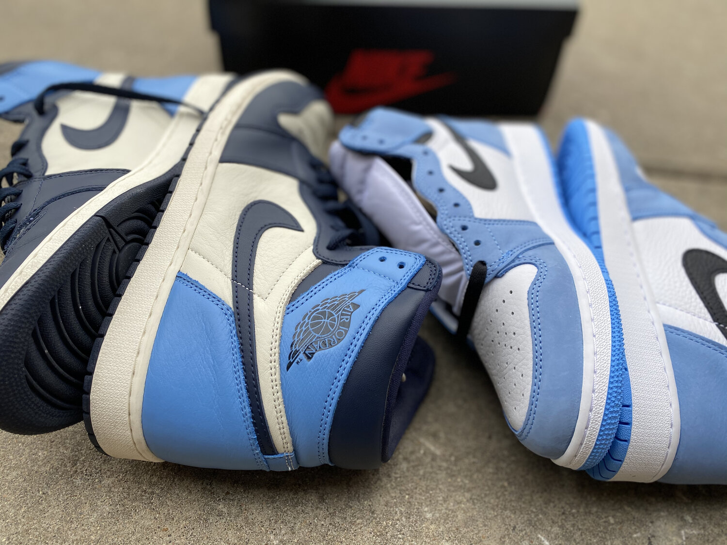 How Does Air Jordan 1 Fit? | [Sizing Guide] The Retro Insider