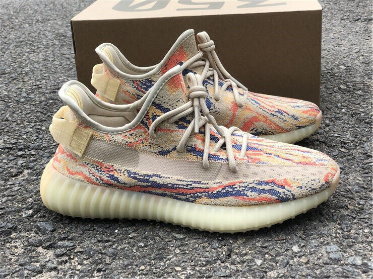 Yeezy_Boost_350_V2_MX_Oat_GW3773_1625125316768_10.jpeg