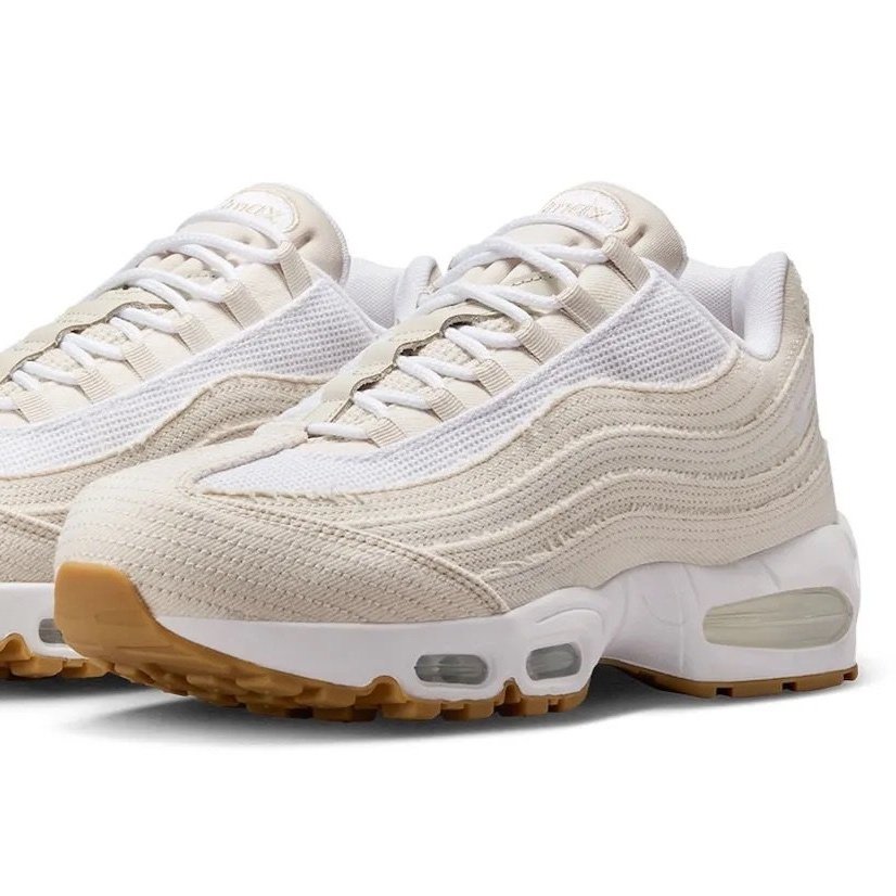 2025 Levi's x Nike Air Max 95 'Light Orewood Brown'