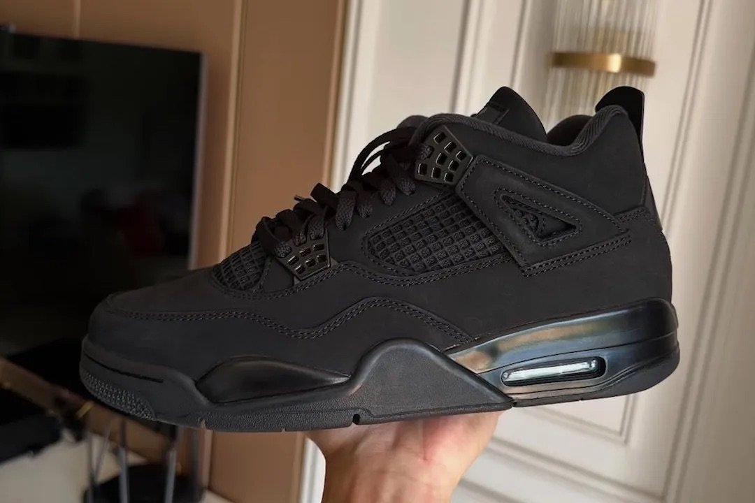 2025 Air Jordan 4 “Black Cat”