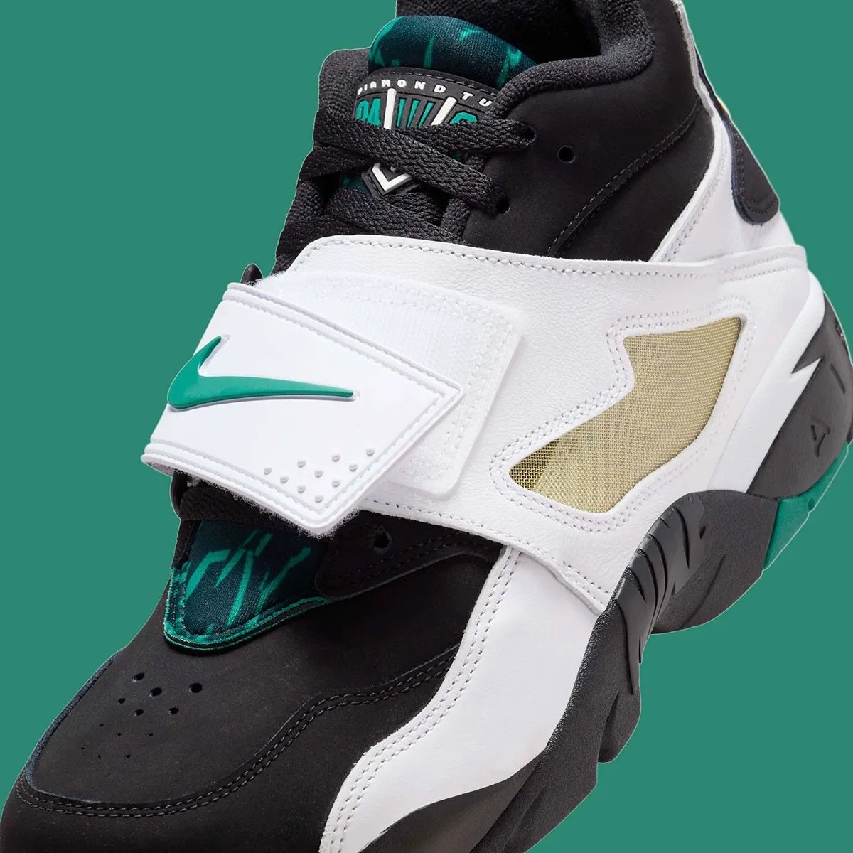 2025 Nike Air Diamond Turf "Emerald"