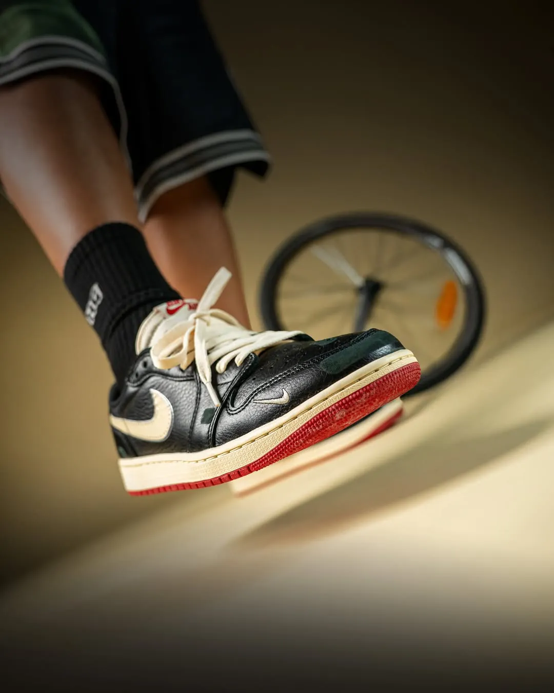 nigel-sylverster-air-jordan-1-low-og-nitro-black-IB8958-001-release-info-1.png