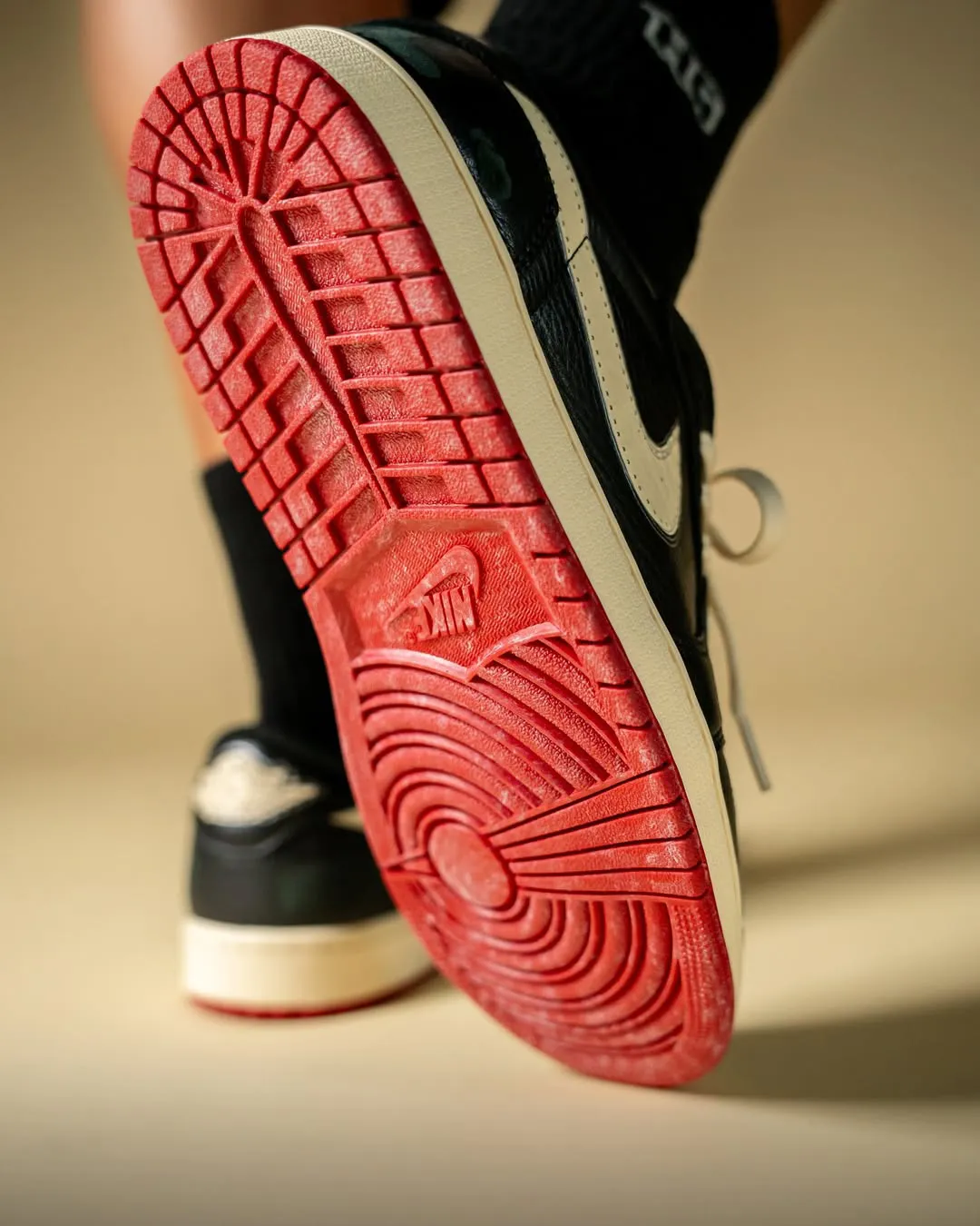 nigel-sylverster-air-jordan-1-low-og-nitro-black-IB8958-001-release-info-4.png