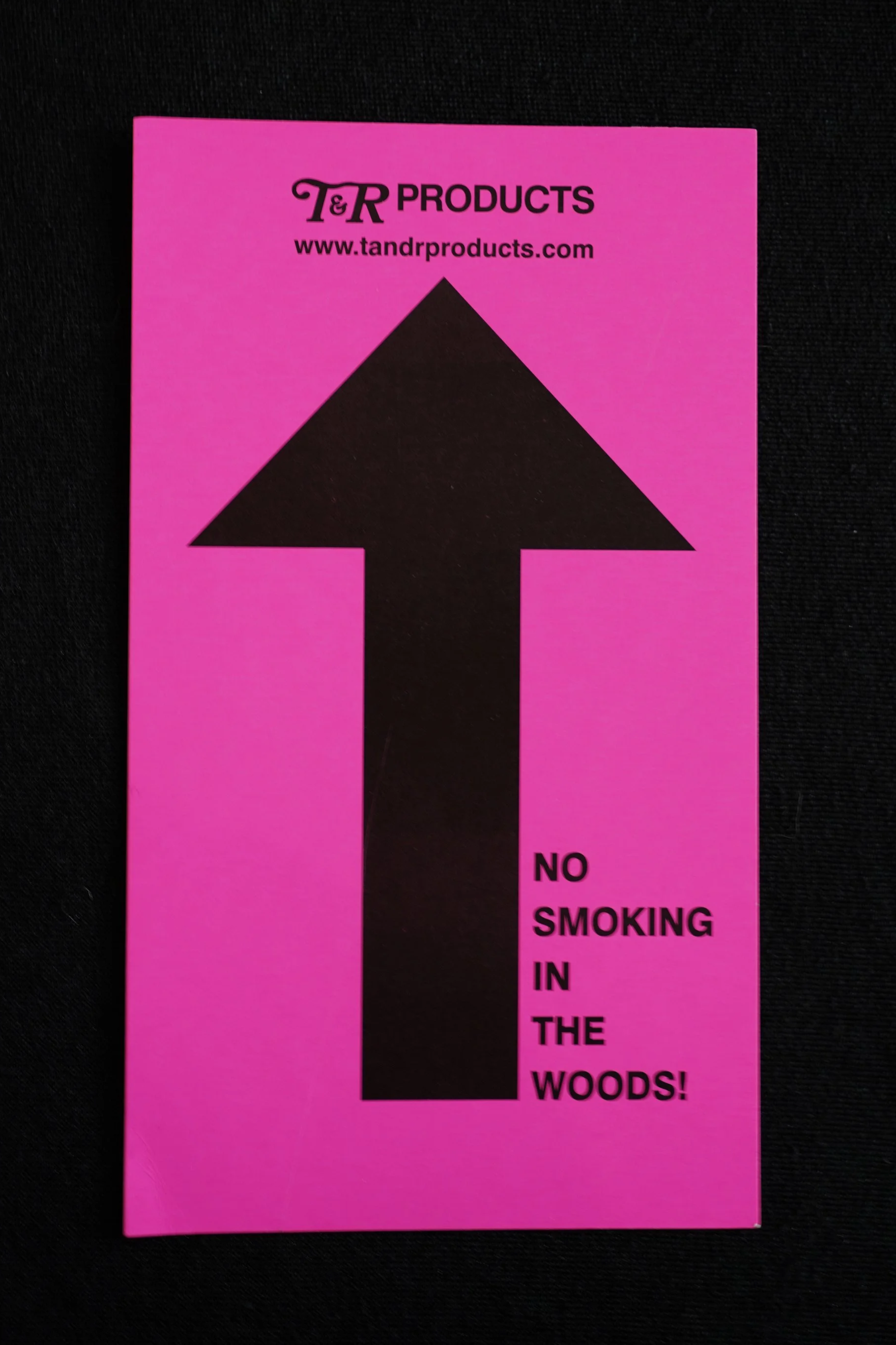 Raspberry Color Arrows FLUORESCENT RASPBERRY PINK/BLACK ARROWS — T&R PRODUCTS