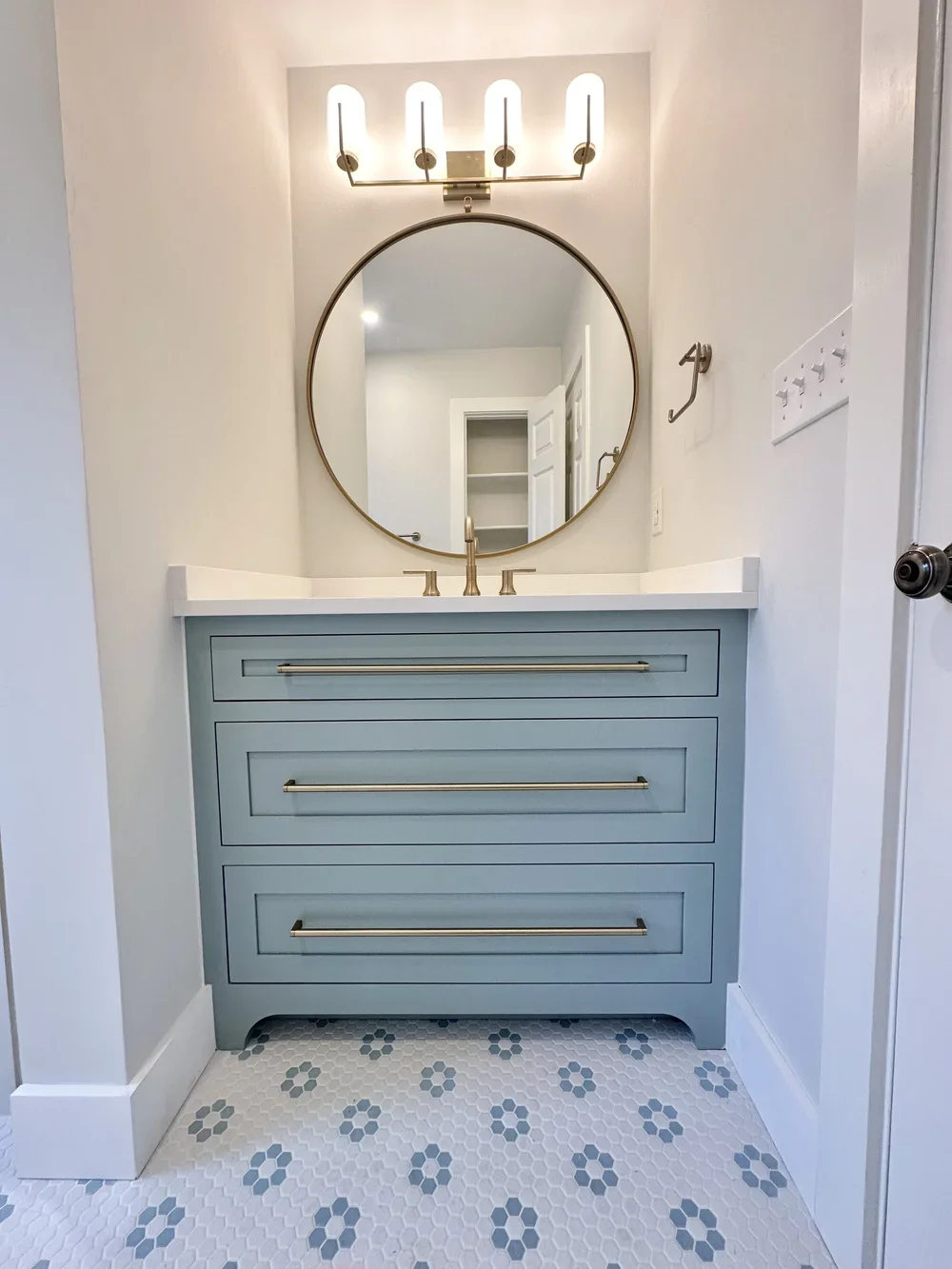 Lake Monticello Bathroom 2