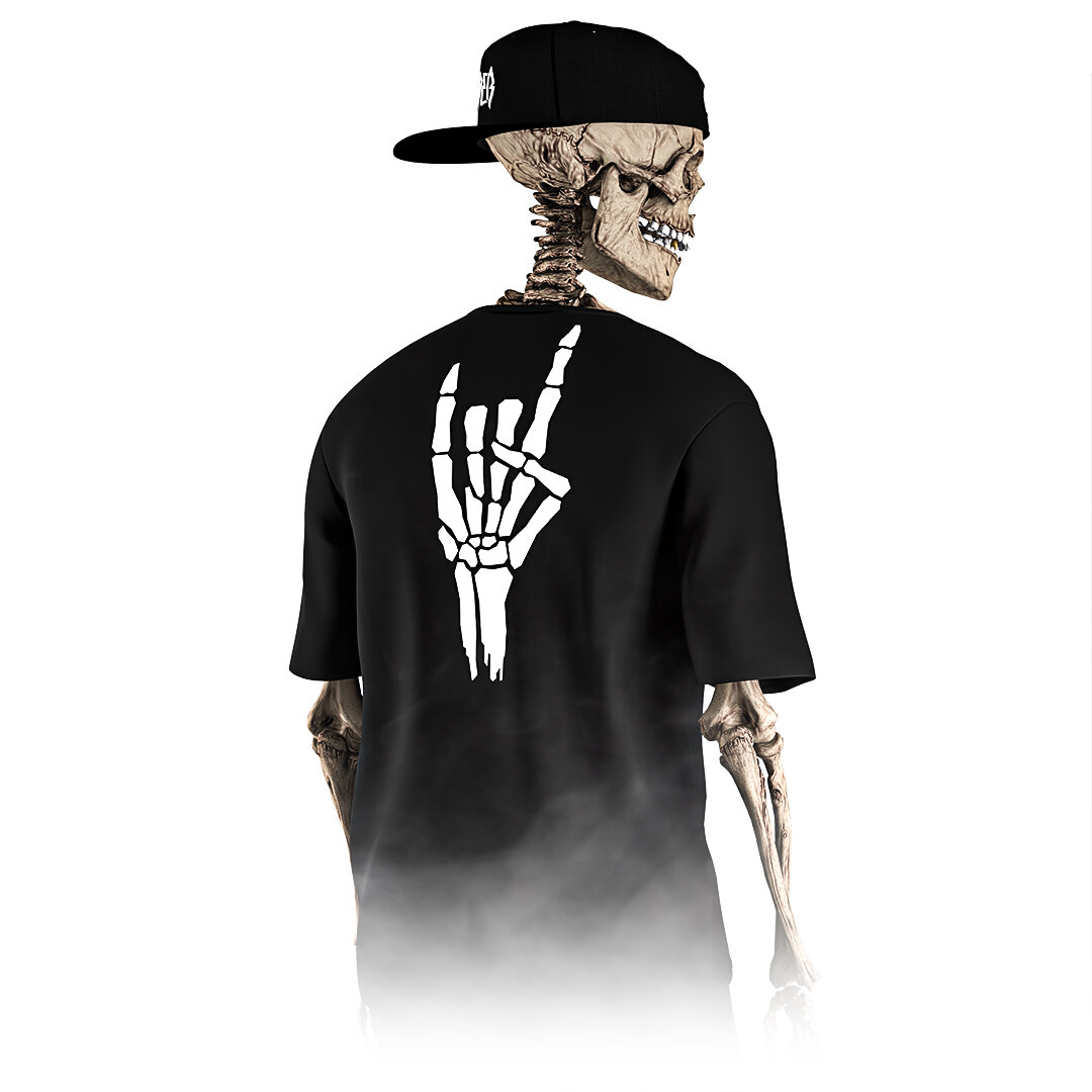 SkeletonMan_Insta_RockerBack_V01.jpg