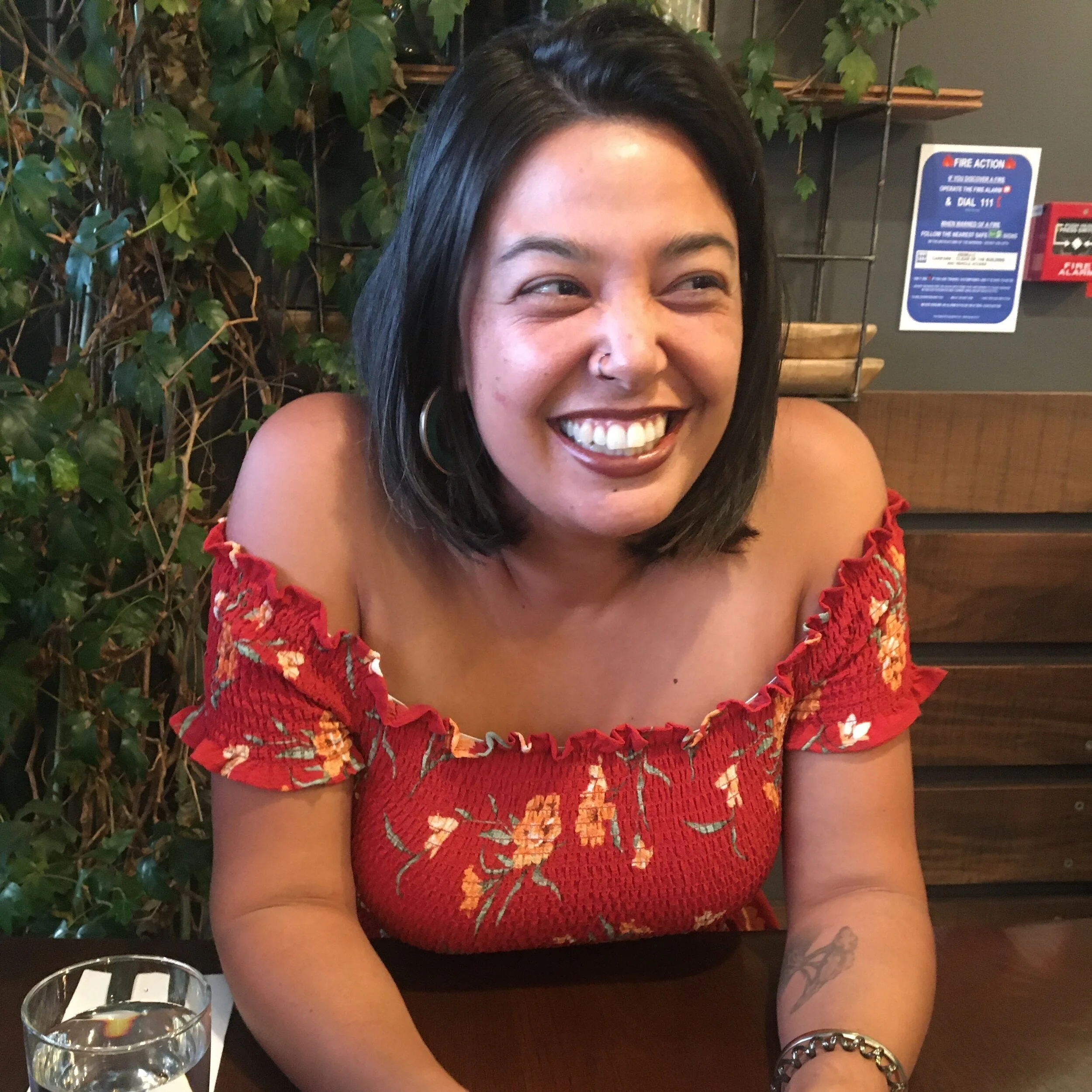 Ren Joe    Kaiārahi Mahi Kōkiri Hapori | Leader for Change   Ren has worked across Tāmaki and Maungakiekie in a variety of different capacities.   As well as being our Leader for Change, she is a community practitioner for Rākau Tautoko in community development and engagement. Ren is an Independent Celebrant, a refugee resettlement volunteer with the Red Cross and has a Bachelor of Leadership for Change with Otago Polytechnic.  She has been a Community Change Agent and part of the HEART Leadership programme since returning from travel to New Zealand in 2017. If she looks familiar, you may have seen her MC-ing our Mana Wāhine event in 2019.  Ren is inspired by the many wonderful community members and leaders she gets to see and meet every day. She believes in equity and loves helping people be the best they can be. Ren prides herself on having many and varied healthy relationships and is a daughter, sister, aunty and a friend to many!