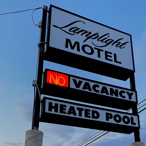 HESS - Lamplight Motel