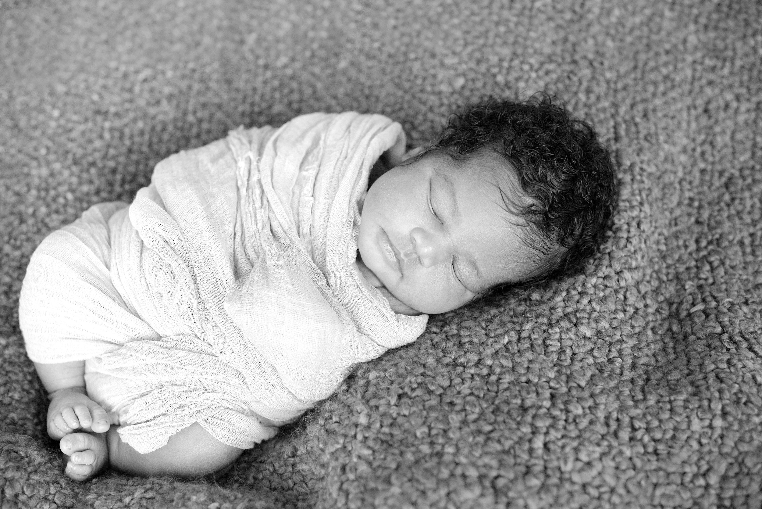 Kennedy Newborn 2-min.jpg