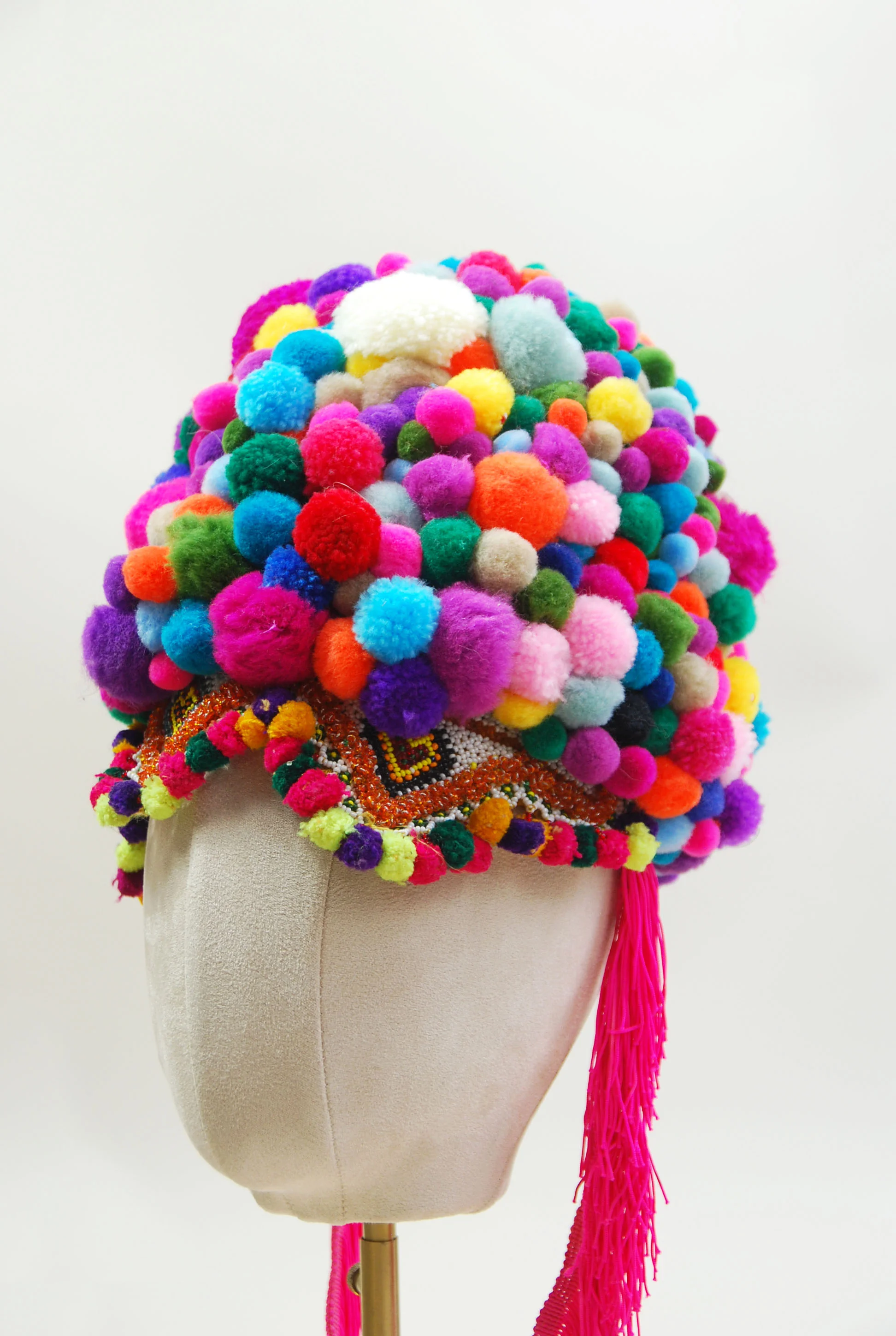 pomhat2.jpg