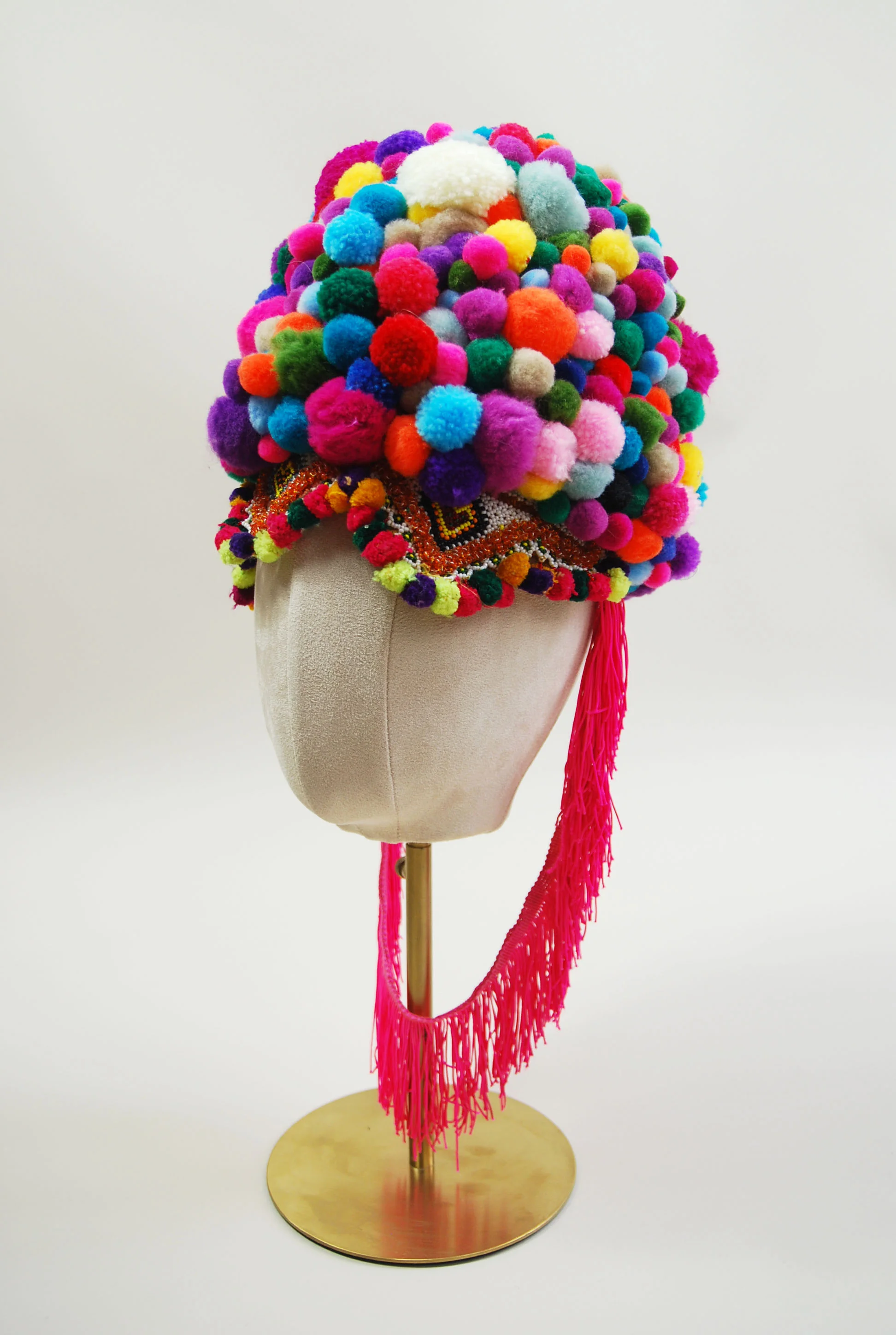 pomhat3.jpg