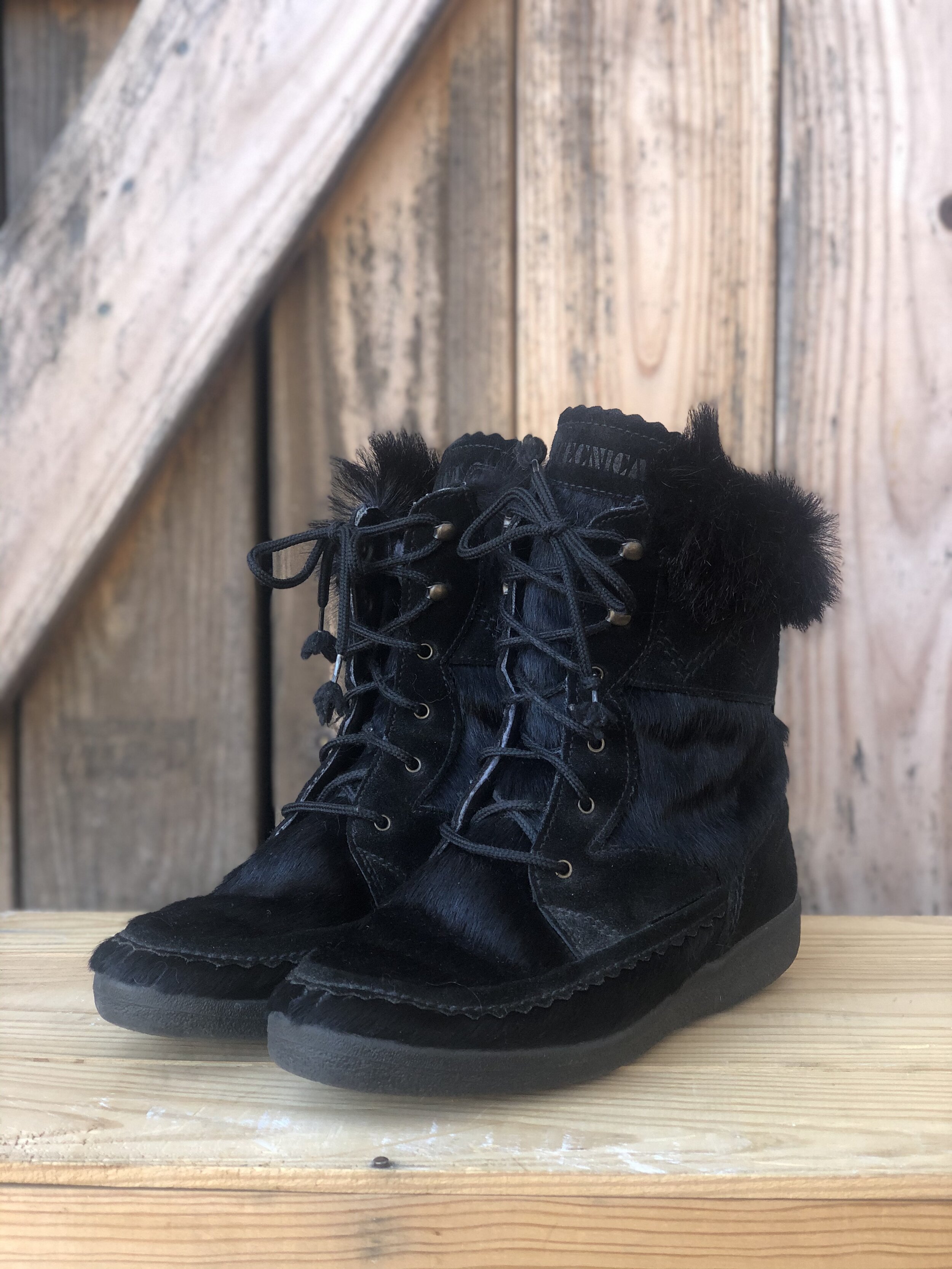 Italian Lodge Fur Boot