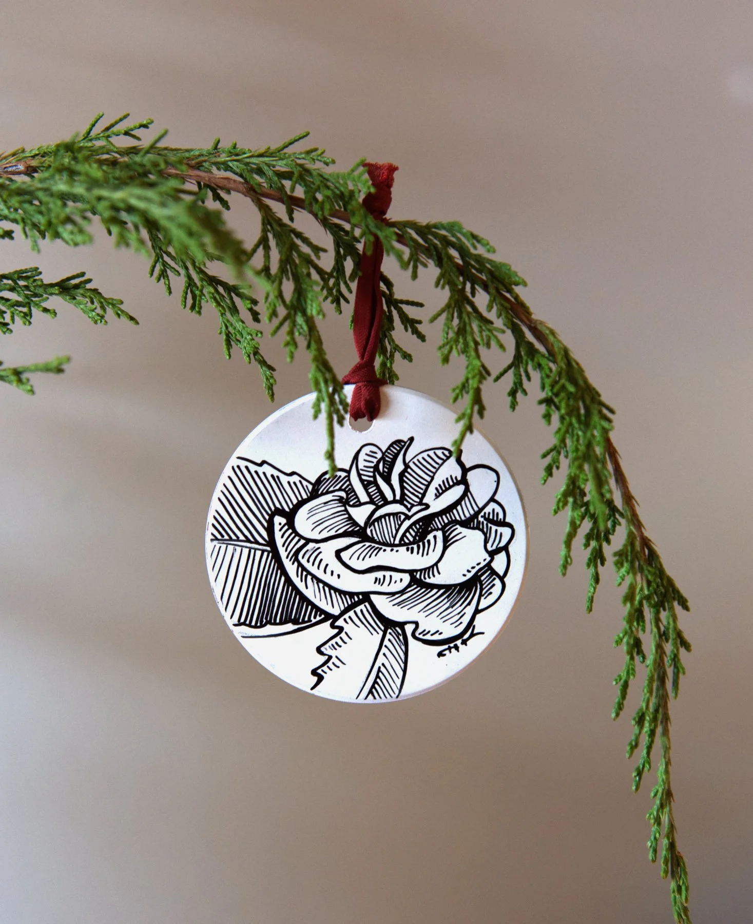 Camellia Hand—Drawn Ceramic Ornament