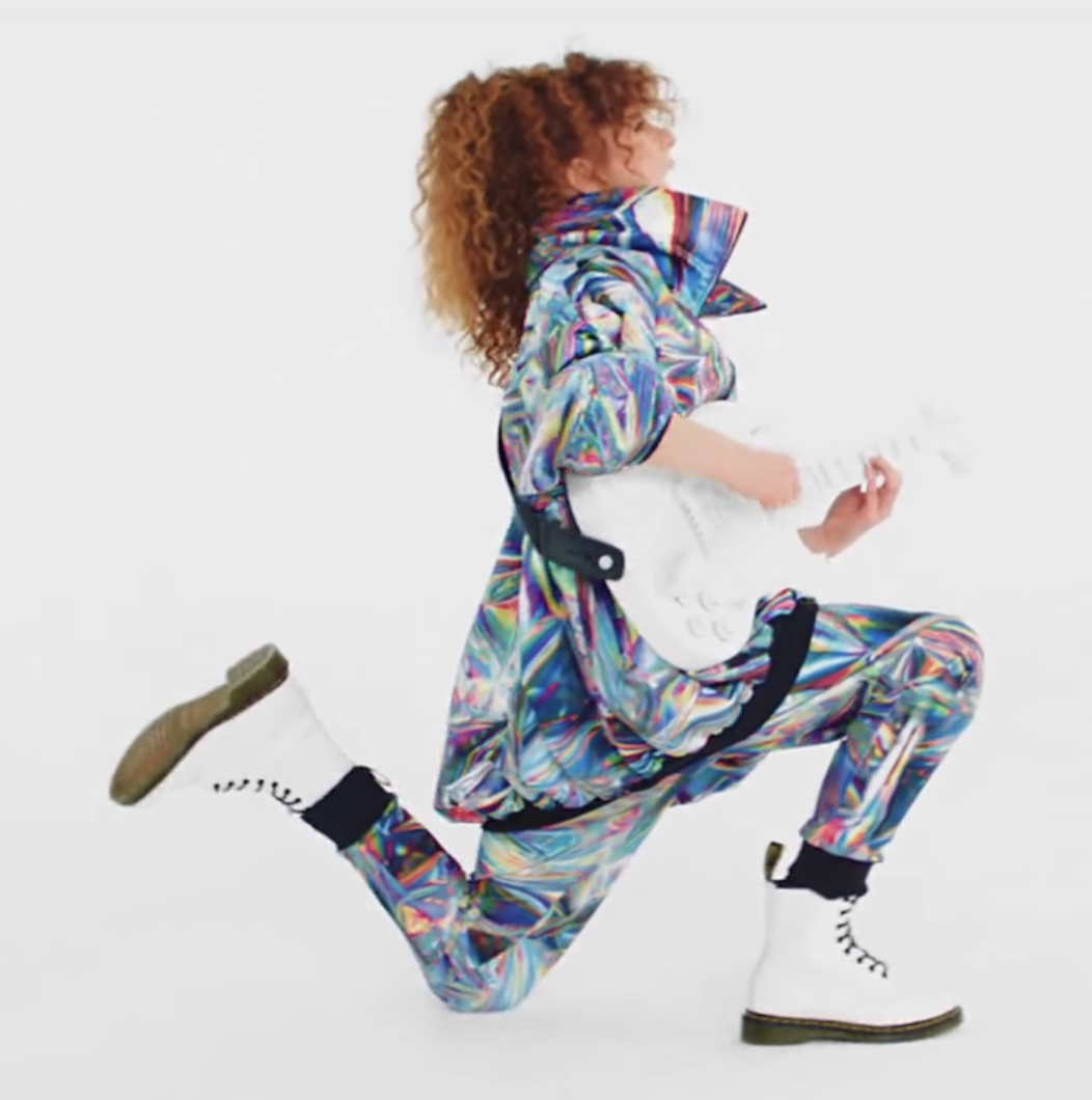 On Saturday Night, pop artist Kiesza willing be kicking off the evening reception with a special live performance.