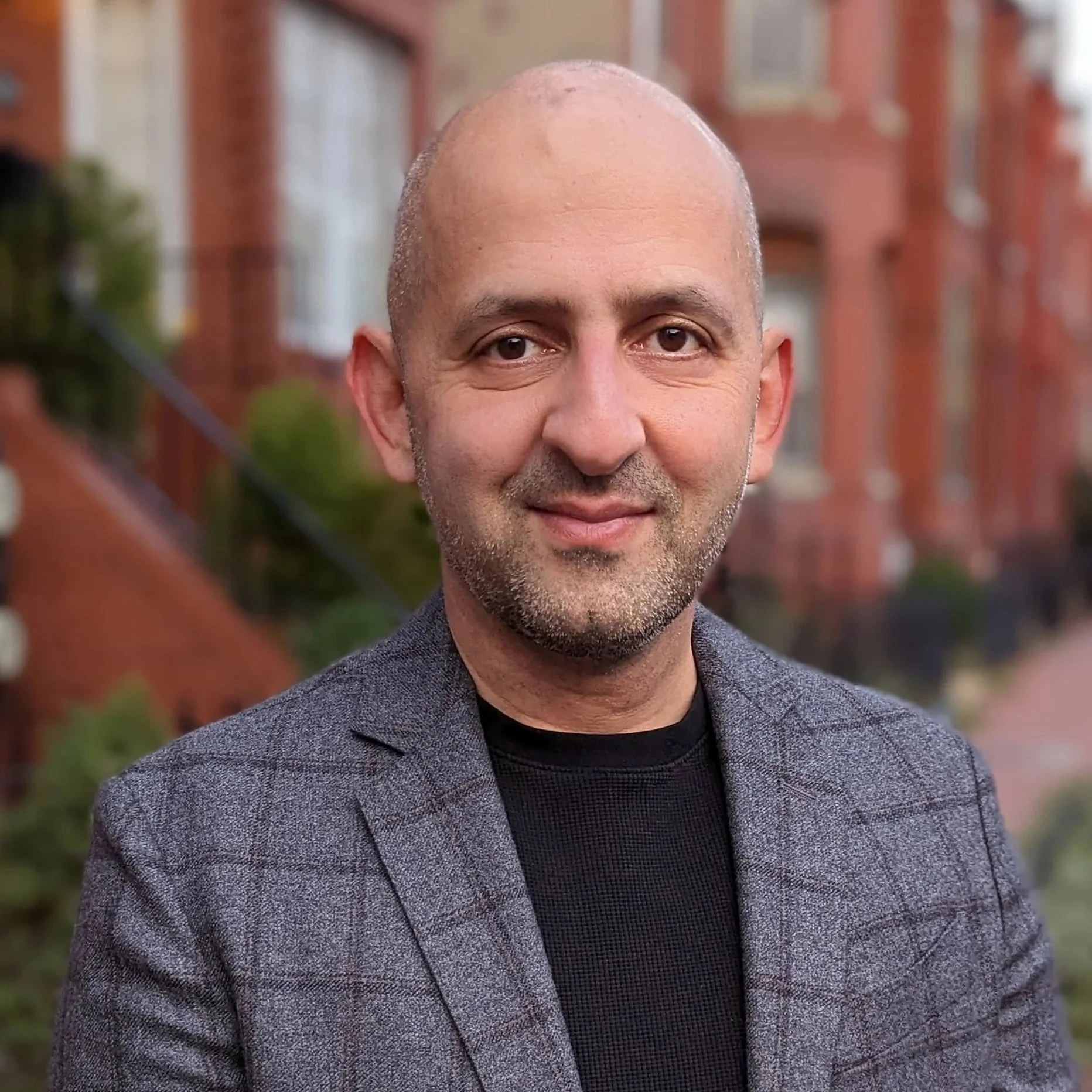 Arash Javanbakht, MD